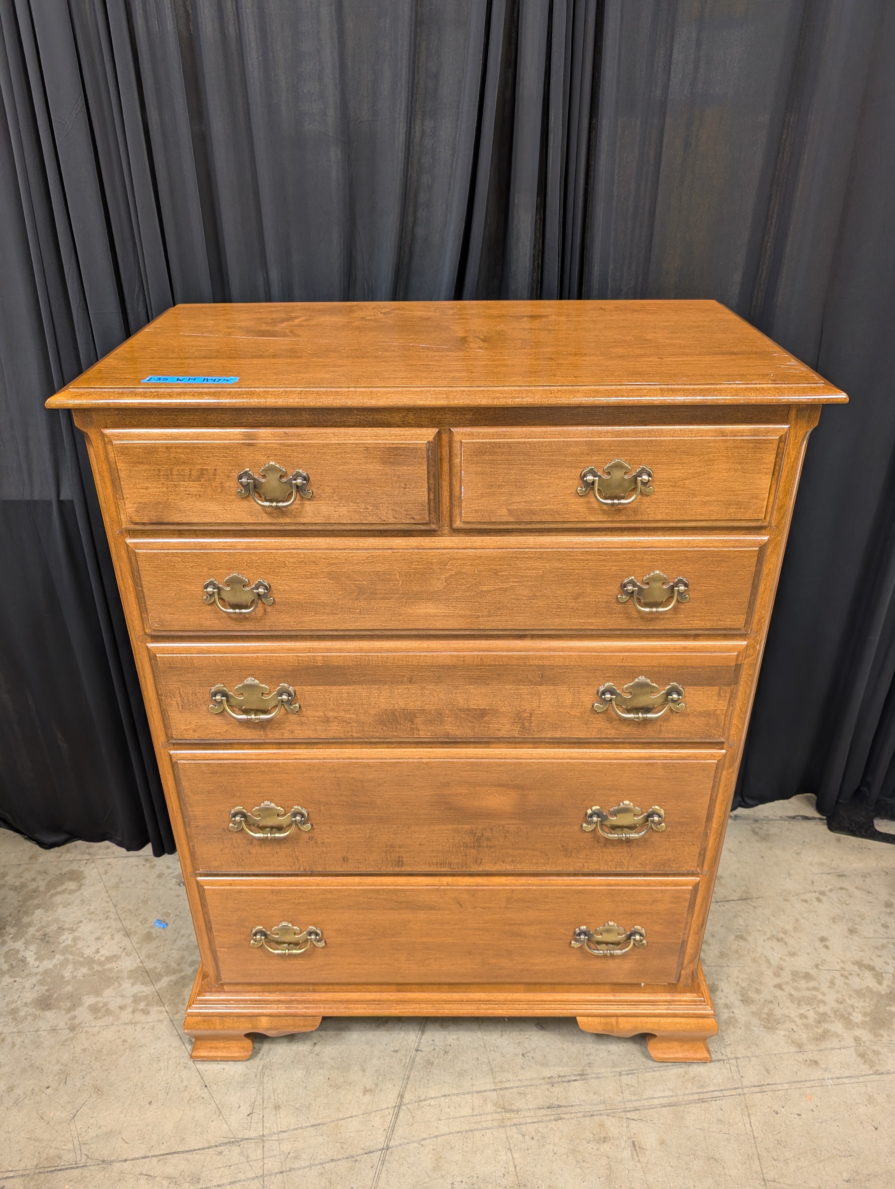 Traditional Ethan Allen Six-Drawer Dresser in Warm Wood