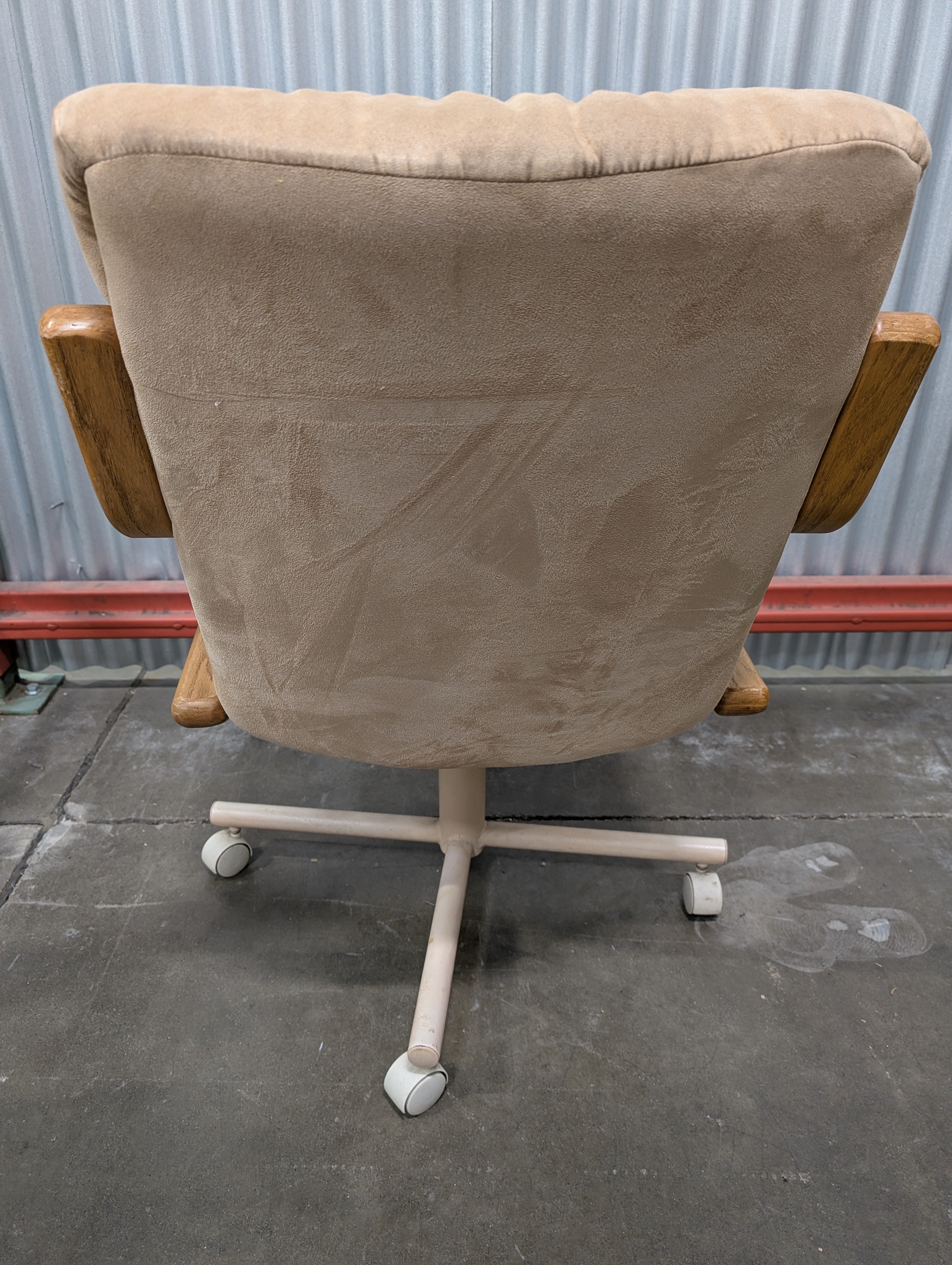 Swivel Tilt Castor Armchair