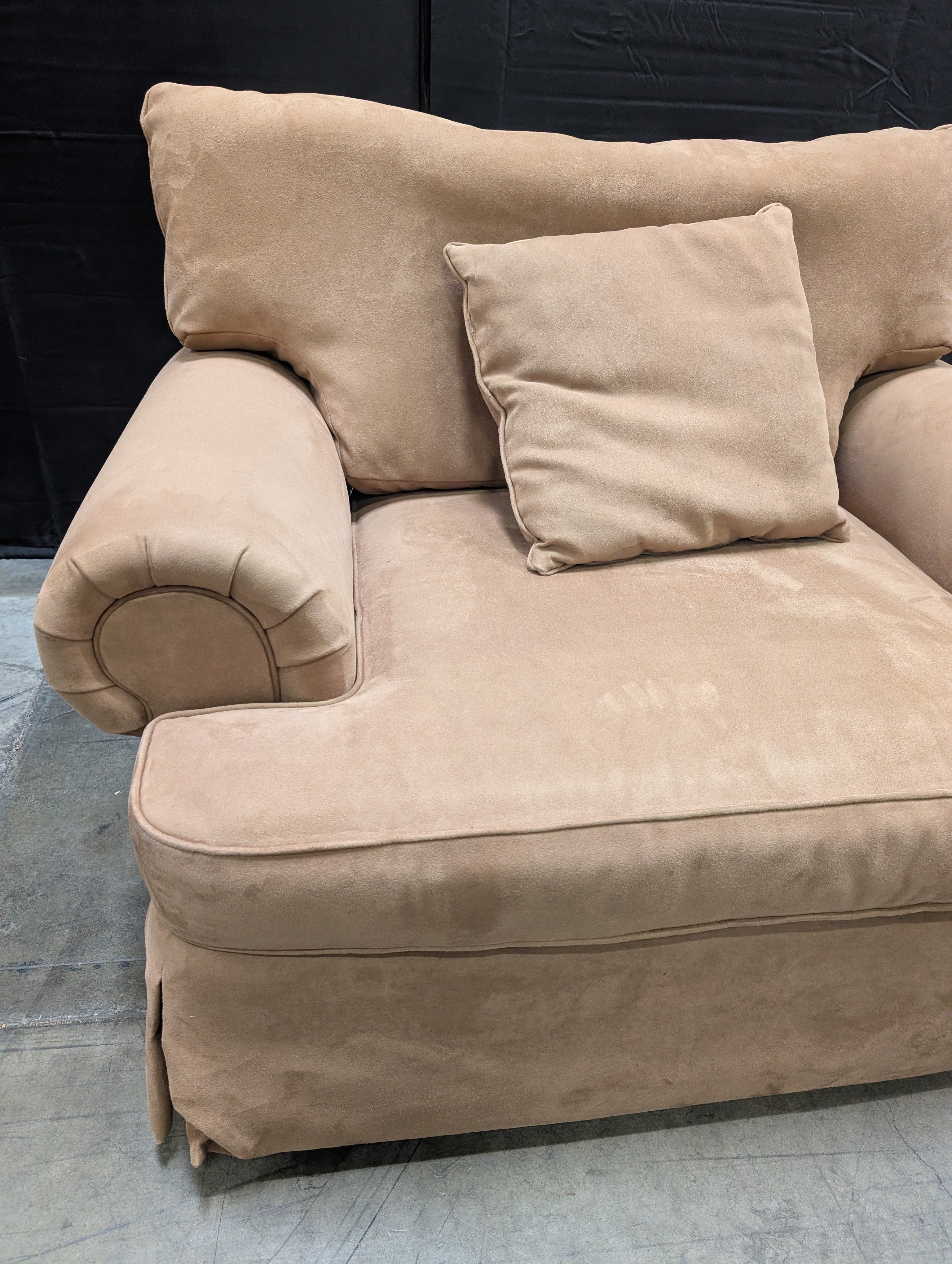 Tan Oversized Flexsteel Armchair