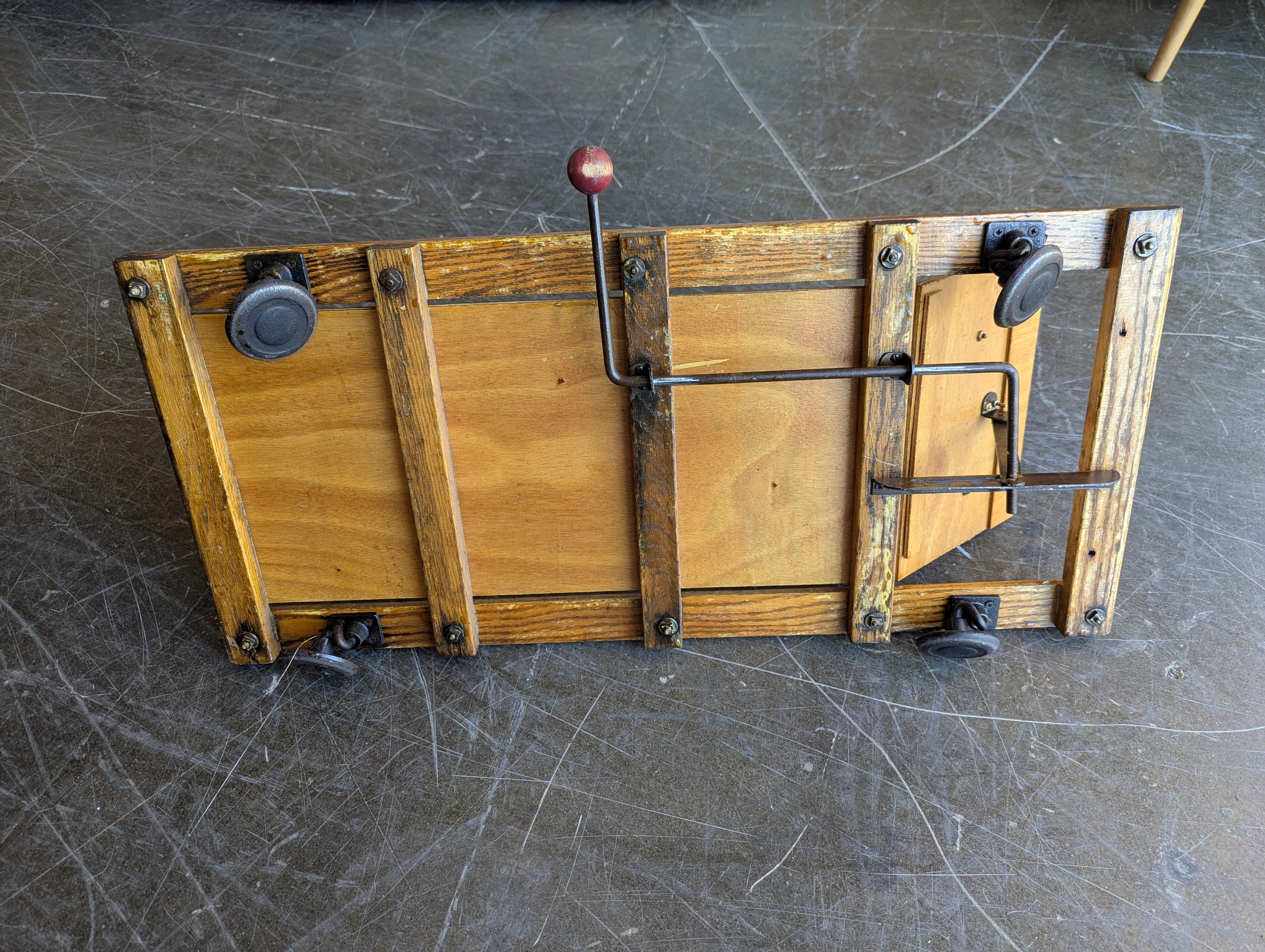Rustic Wooden Mechanic Creeper