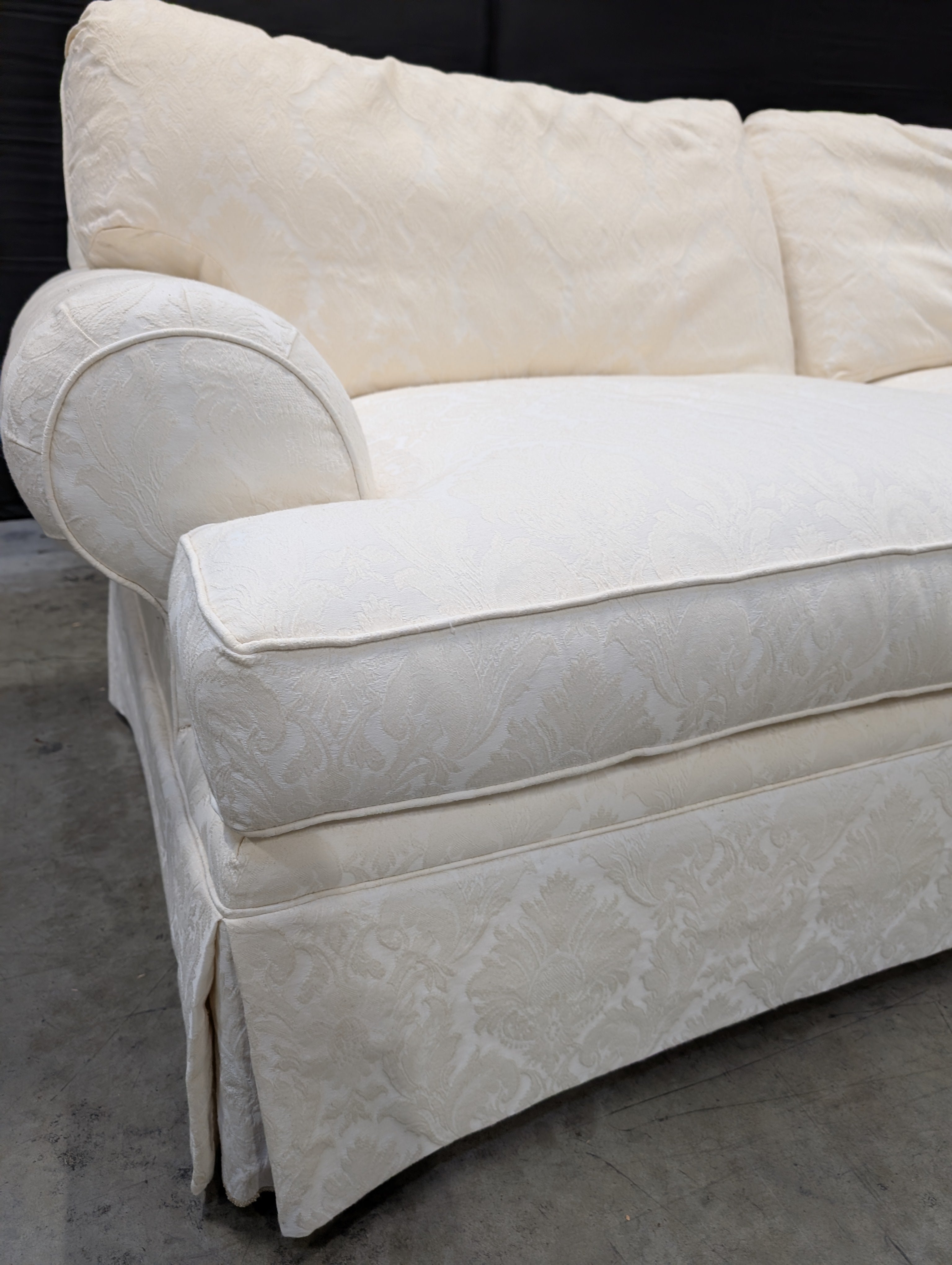 Damask Pattern Off-White Fabric Sofa