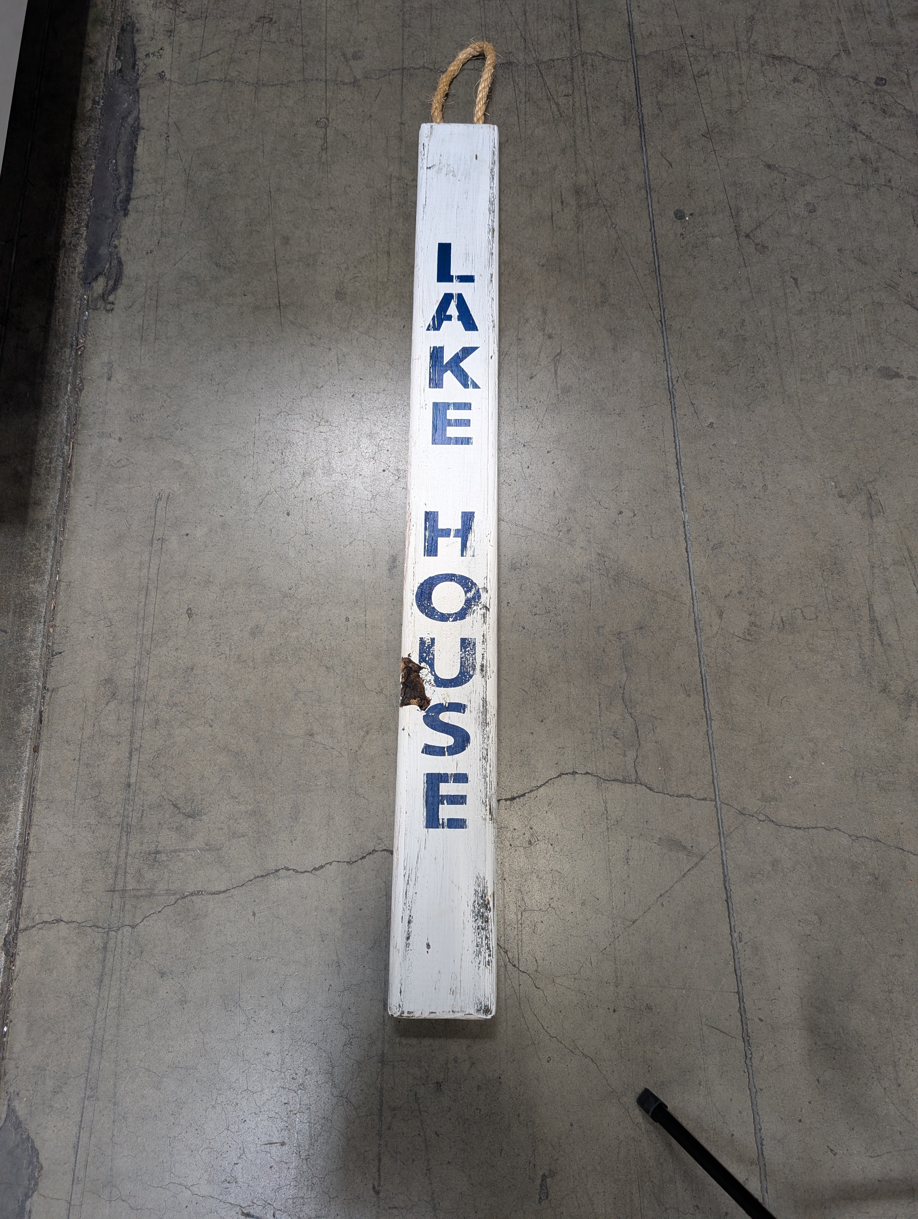 Rustic Lake House Wooden Wall Decor Sign with Rope Hanger
