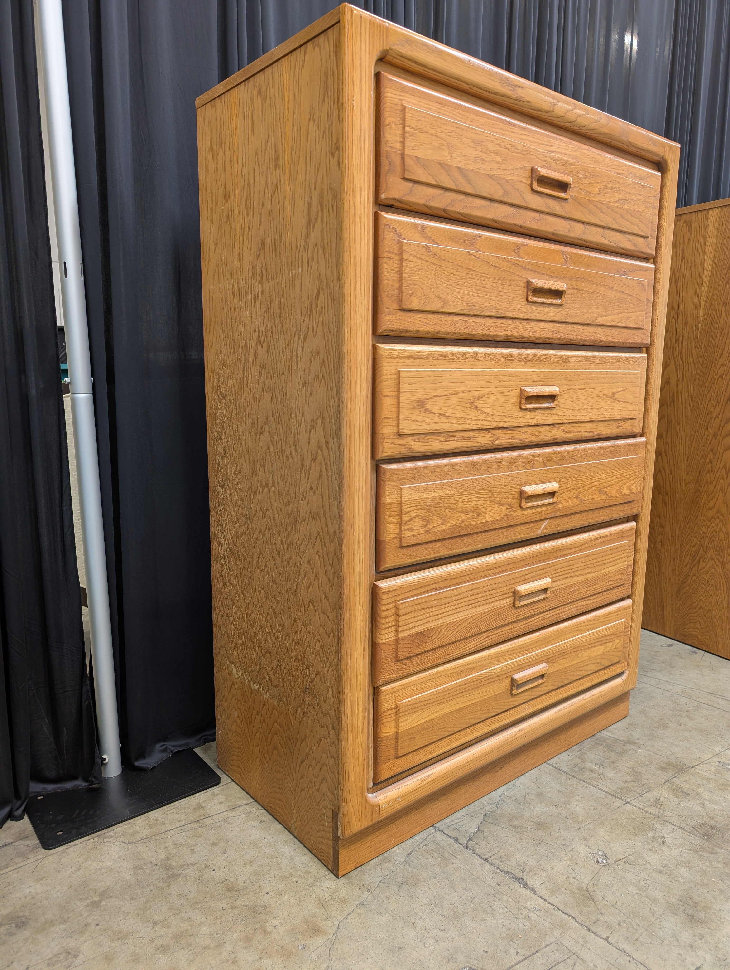 Golden Oak Six-Drawer Dresser with Wooden Pulls