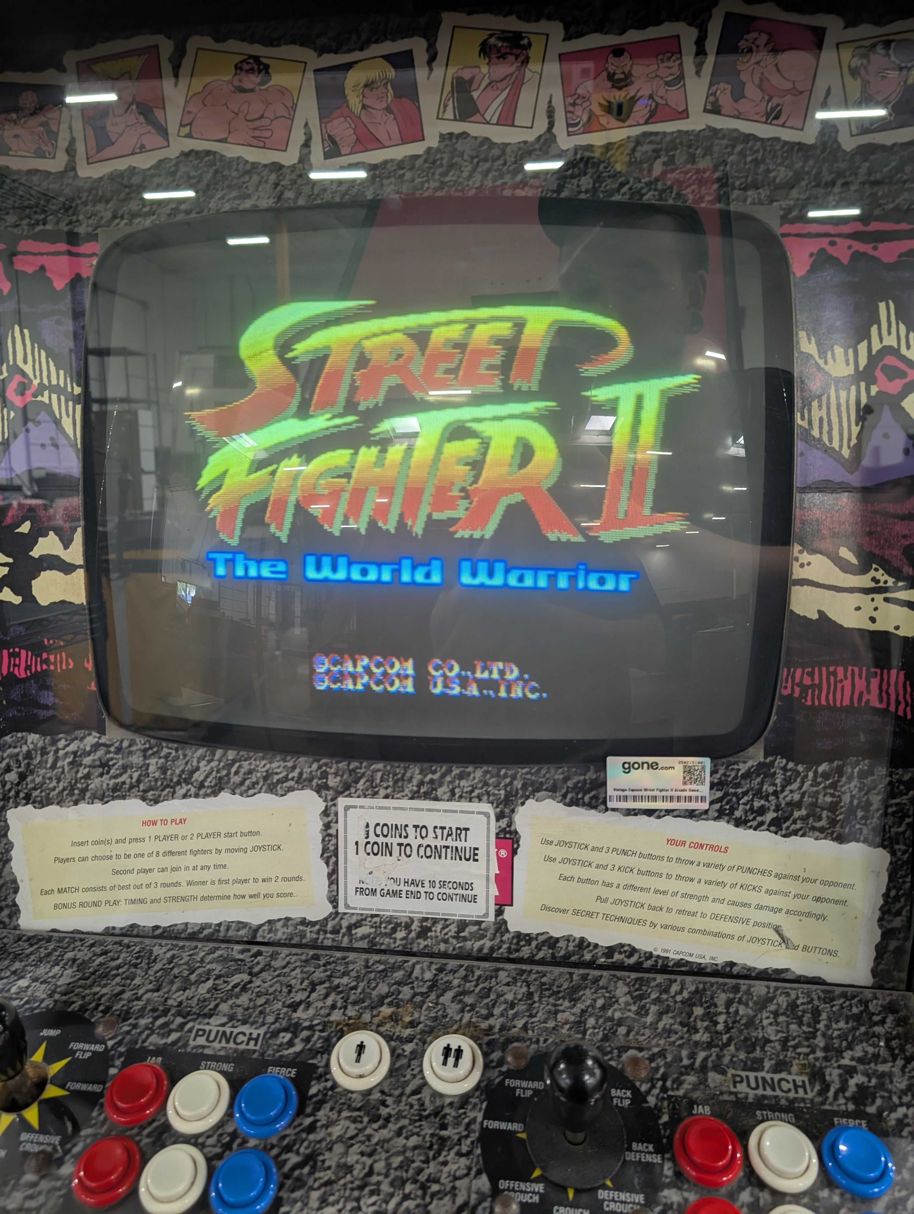 Vintage Capcom Street Fighter II Arcade Game Cabinet