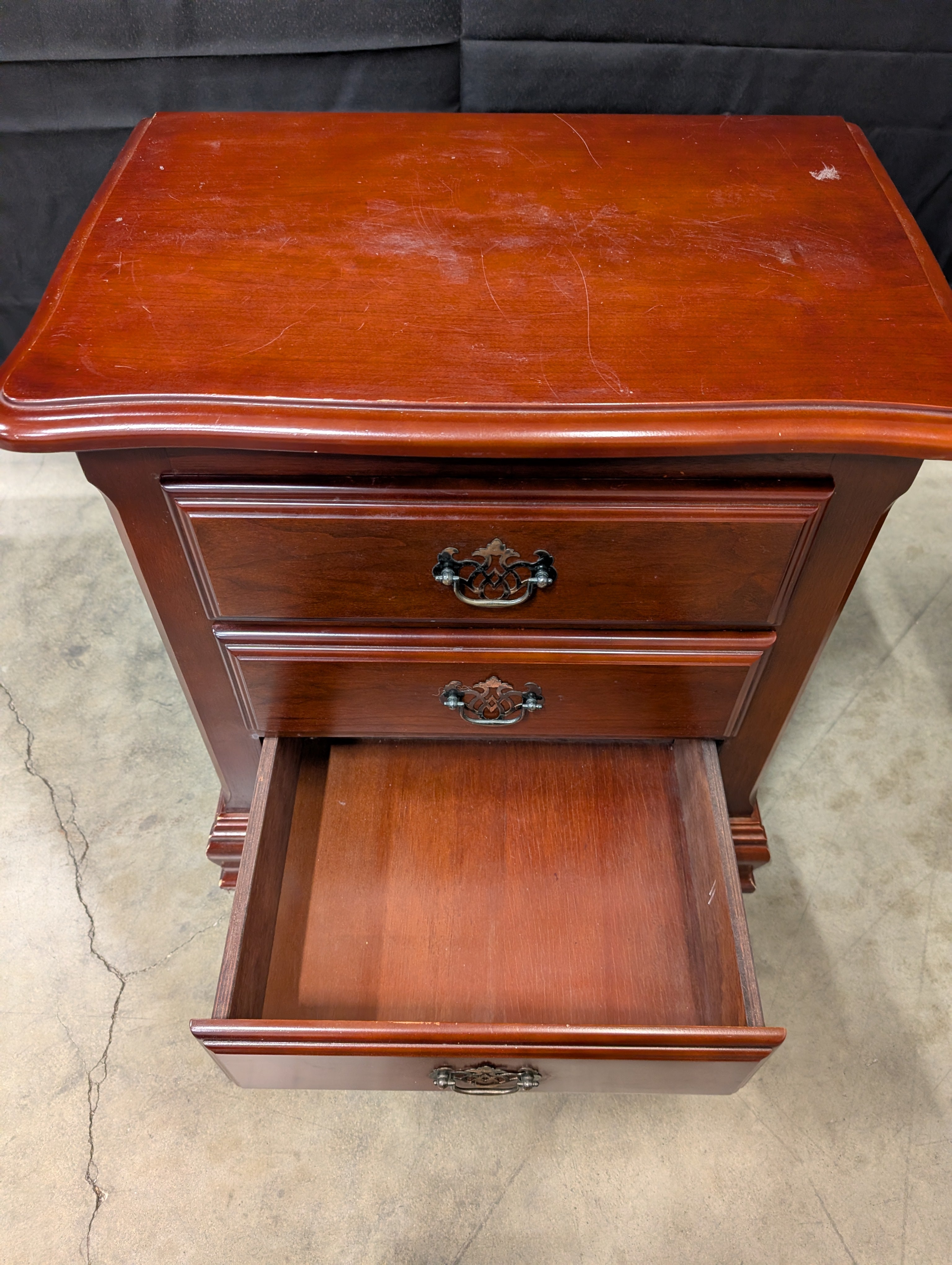 Cherry Finish Wood Nightstand with Three Storage Drawers
