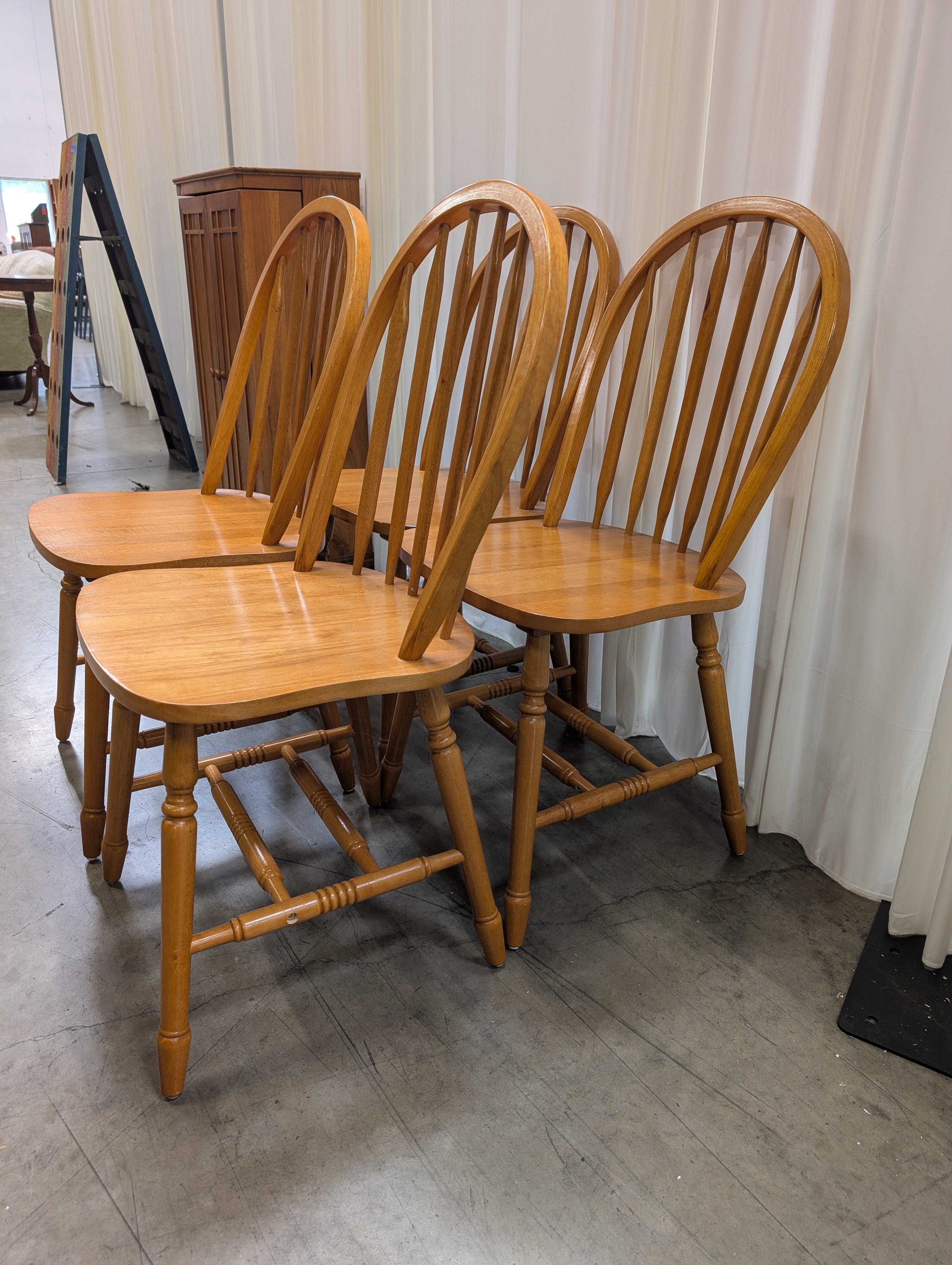 Arrow-Back Windsor-Style Dining Chairs