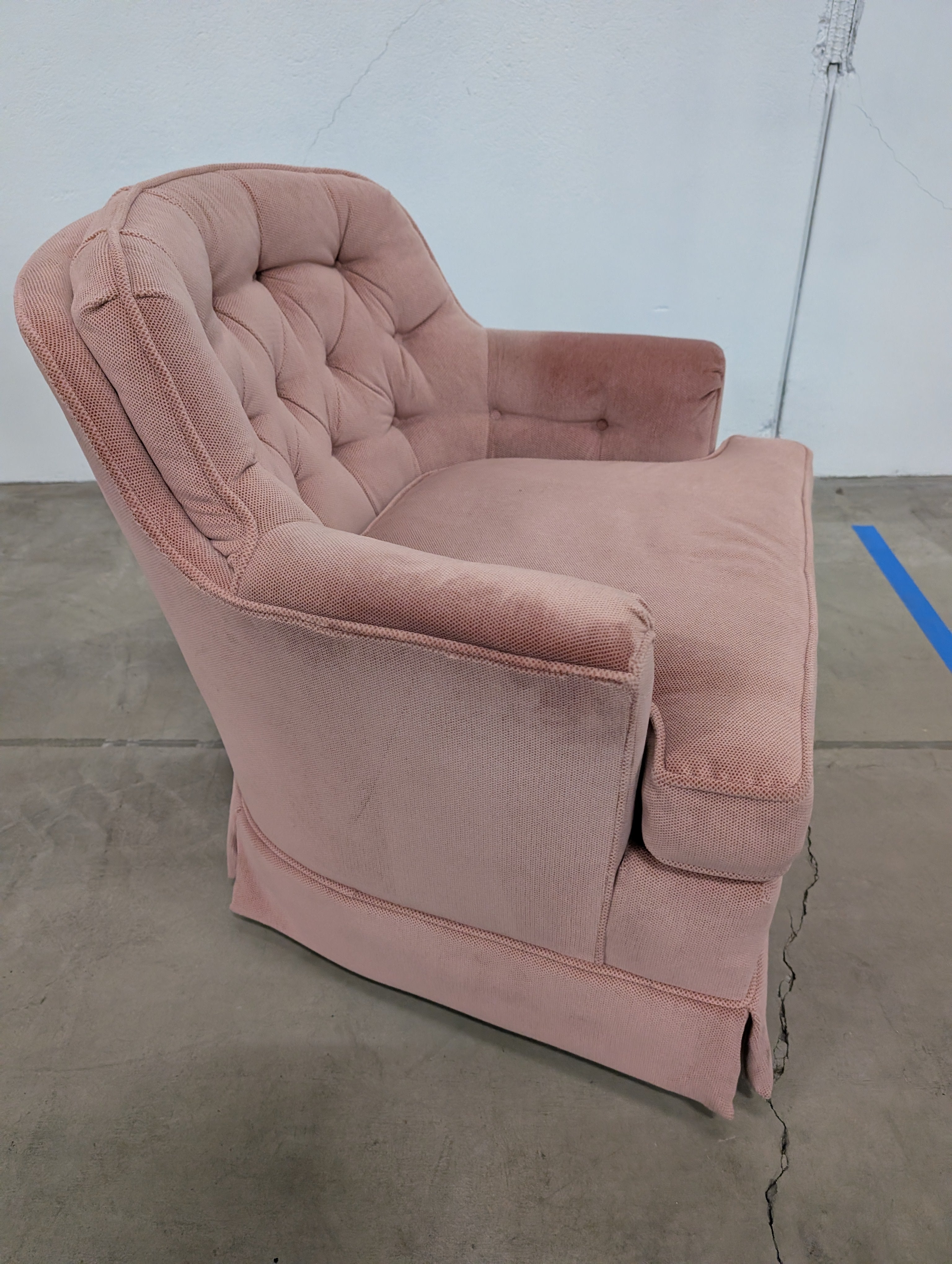 Vintage Tufted Upholstered Accent Chair