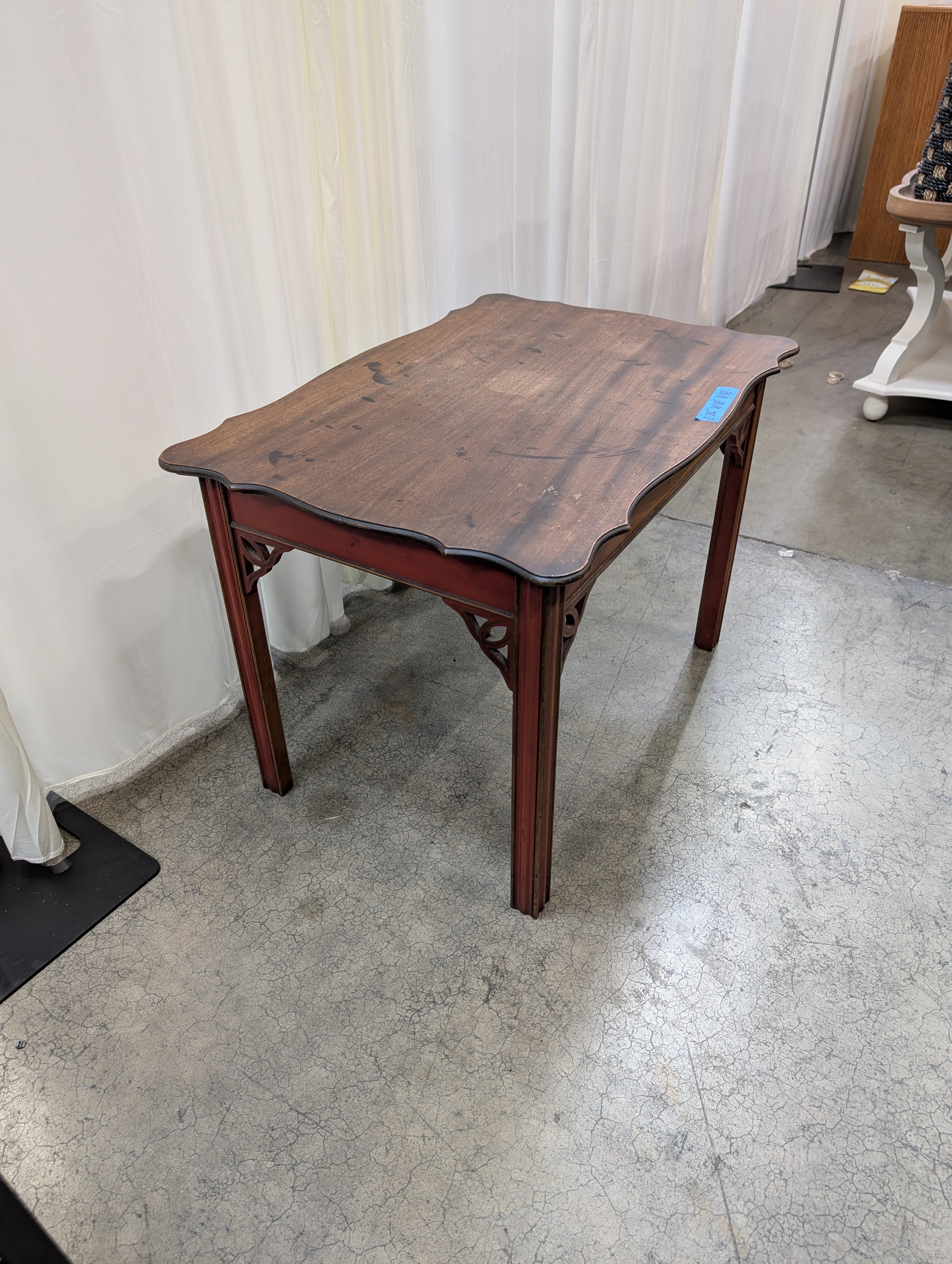 Scalloped Traditional End Table in Dark Wood