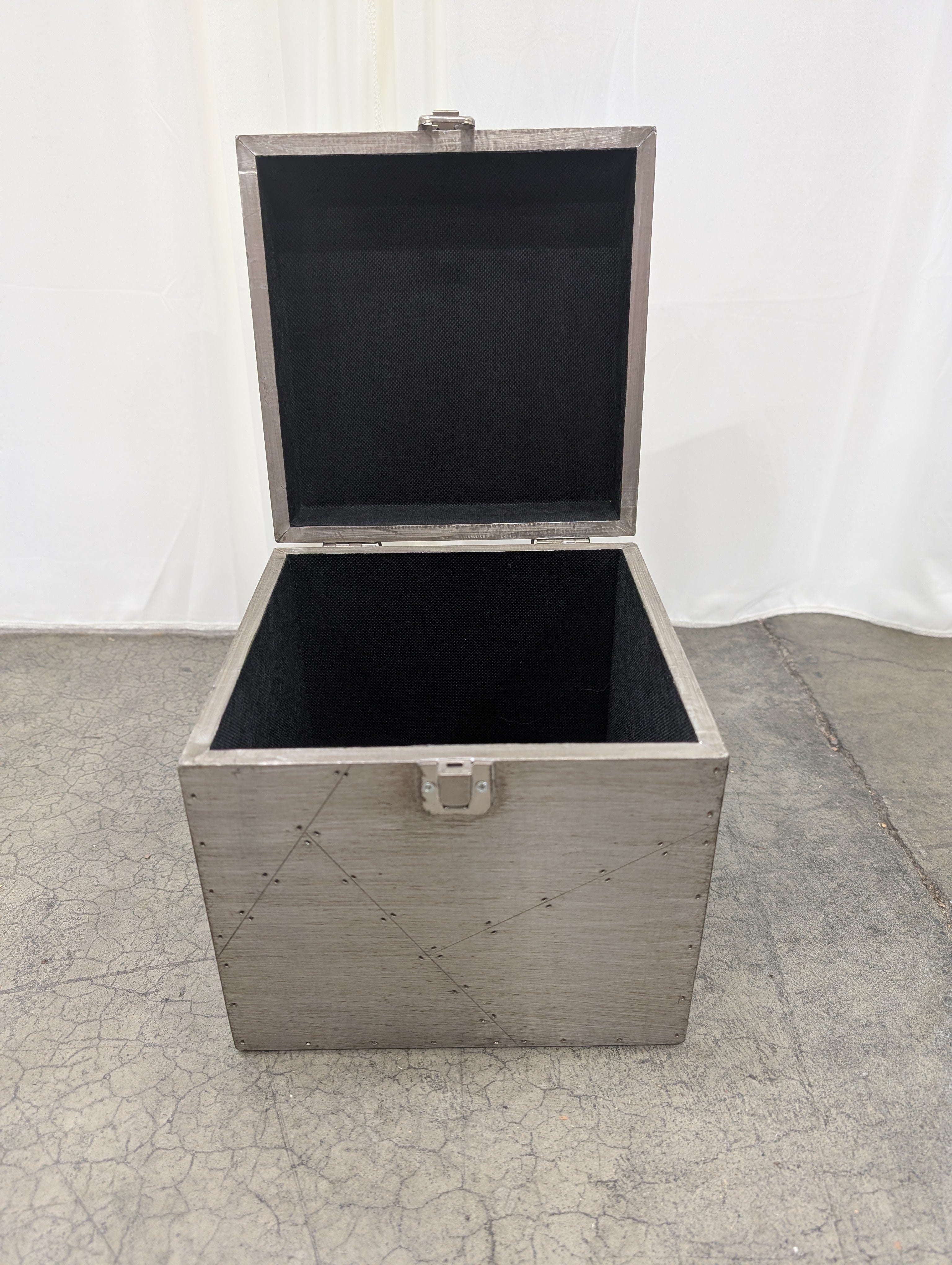 8" Storage Box with Metal Latch