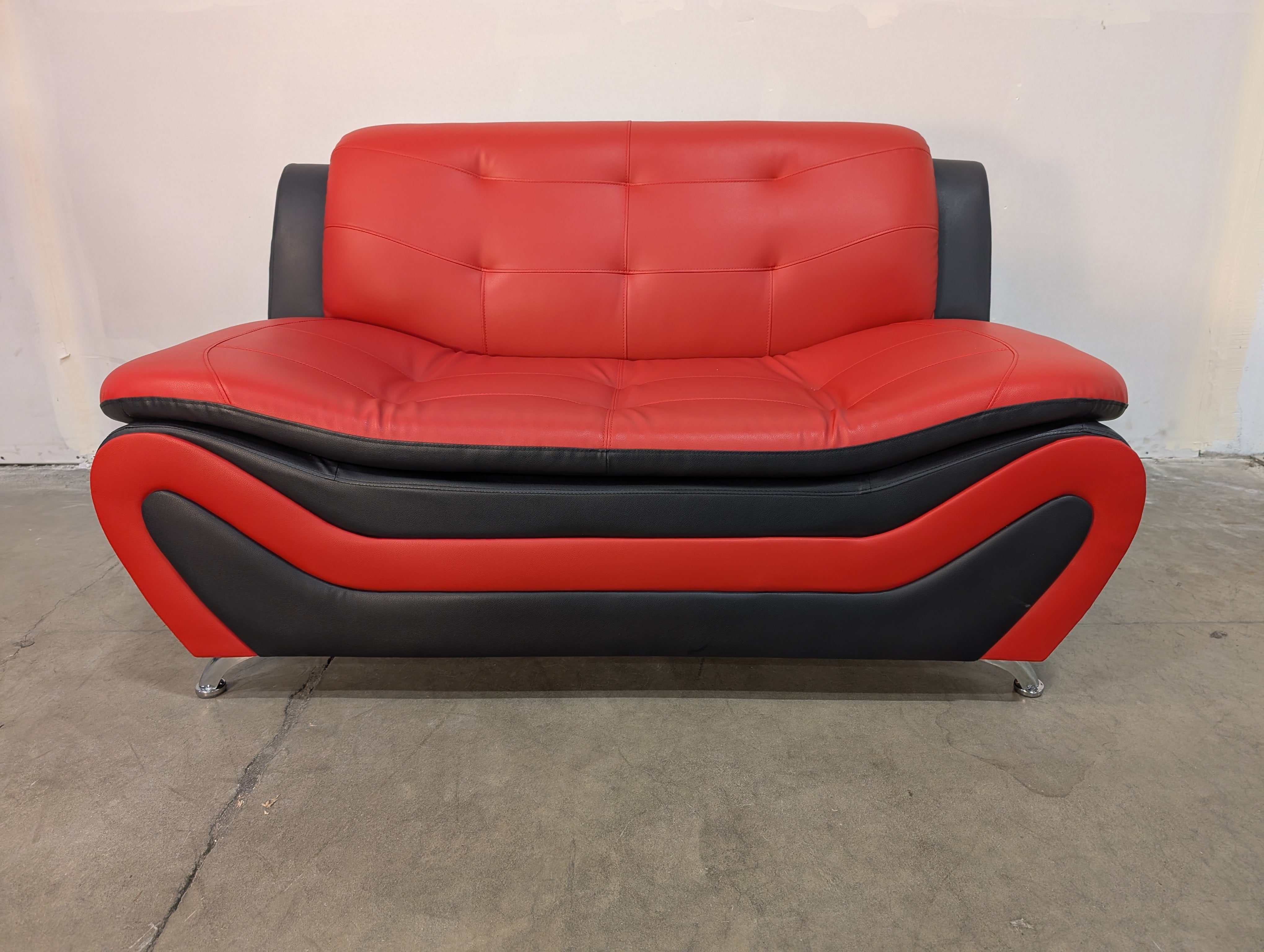 Vibrant Red and Black Contemporary Loveseat