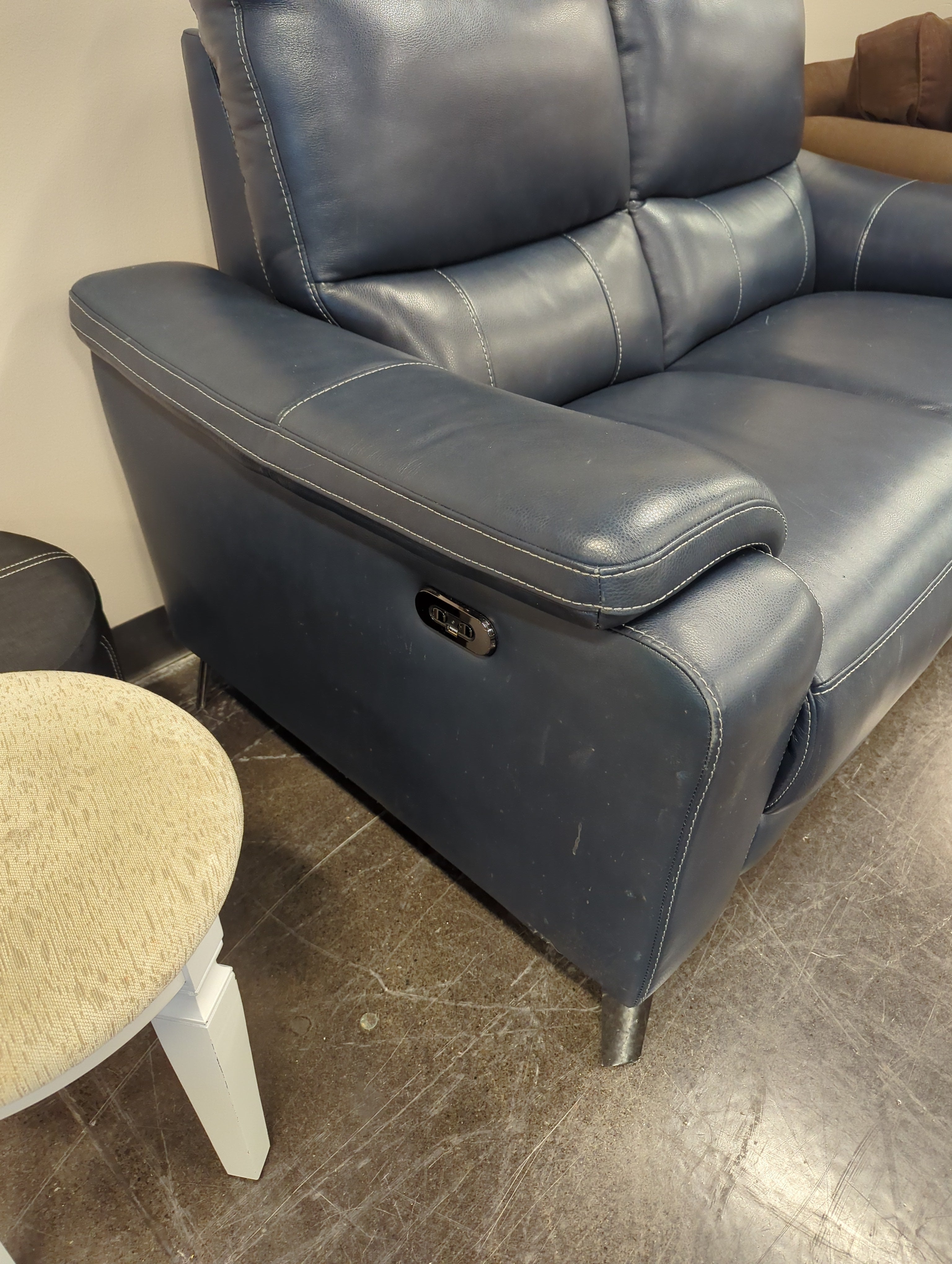 Costco Indigo Bay Leather Power Reclining Loveseat