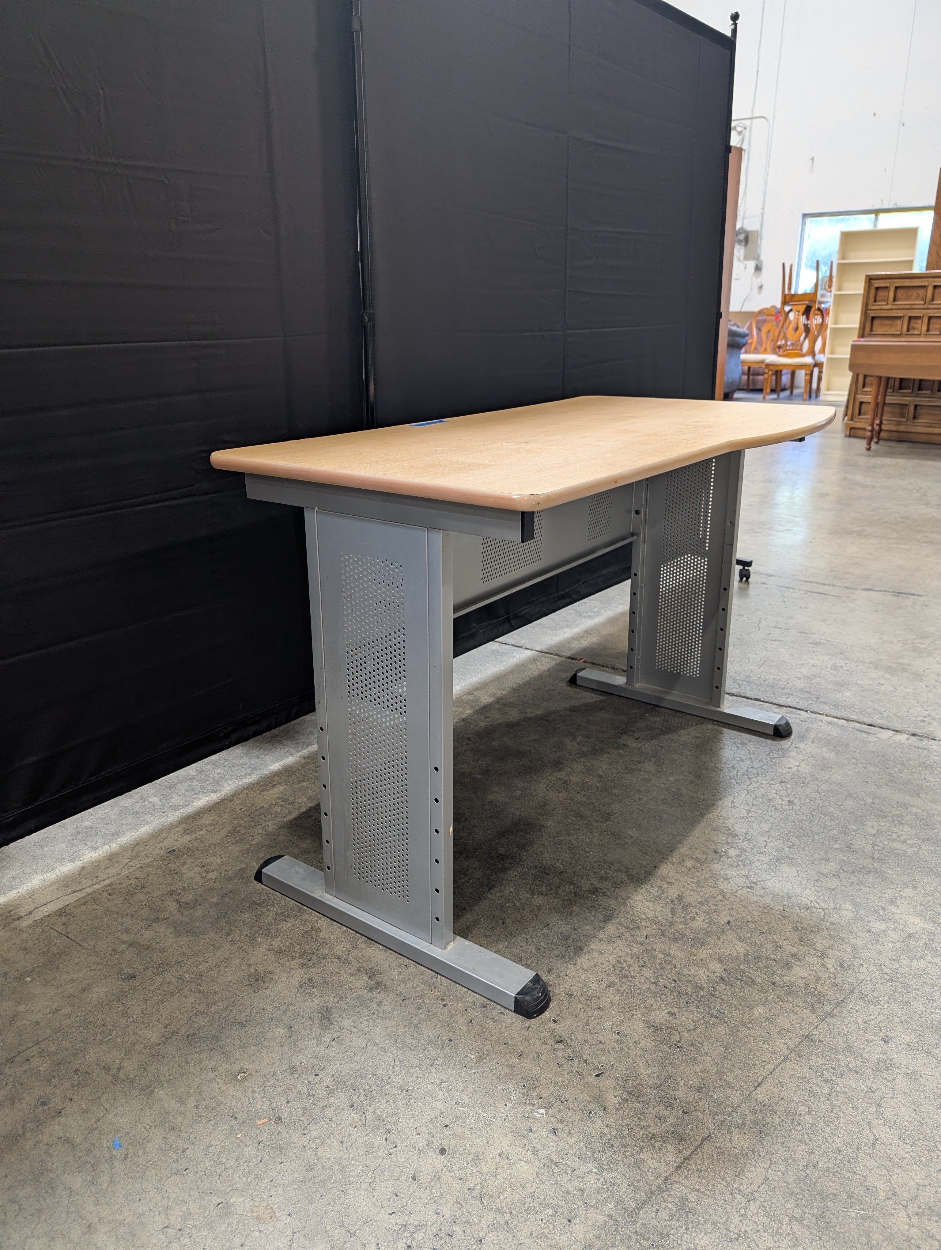 Light Wood-Look Laminate Desk with Metal Legs