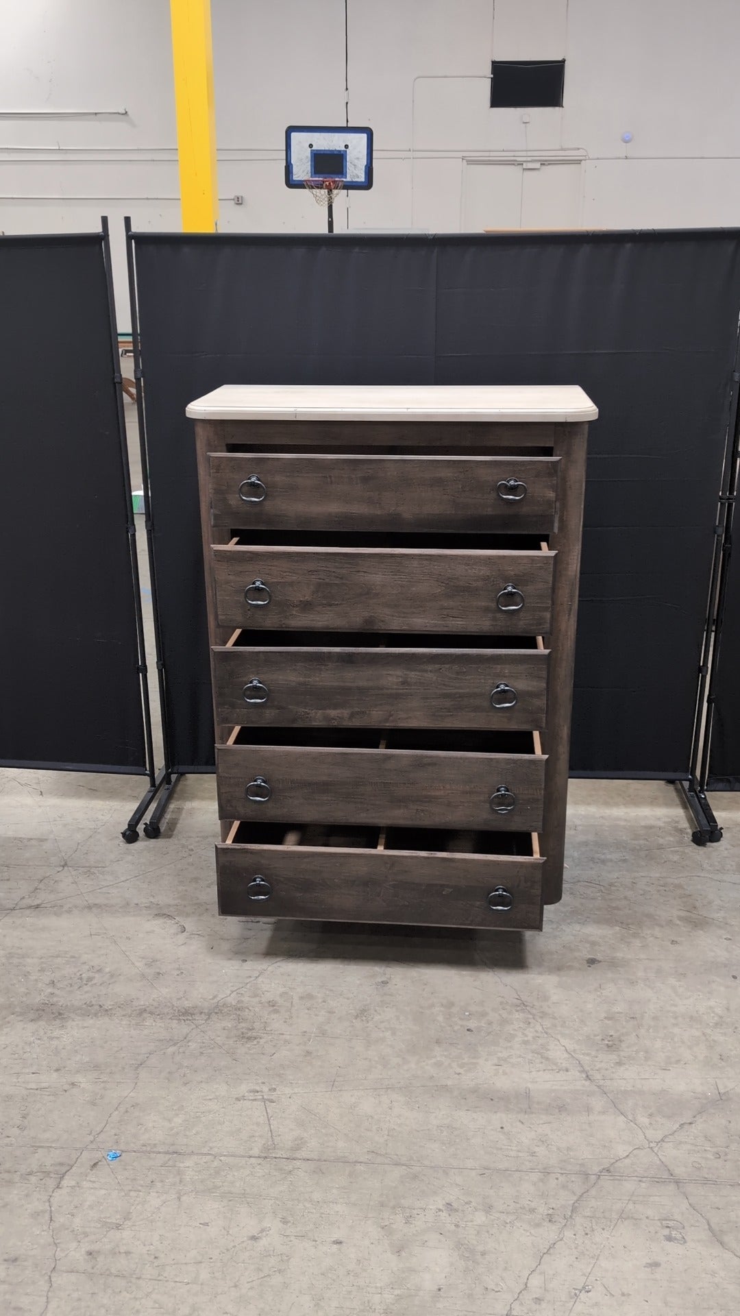 Bassett Furniture Five-Drawer Dark Wood Chest 20150251