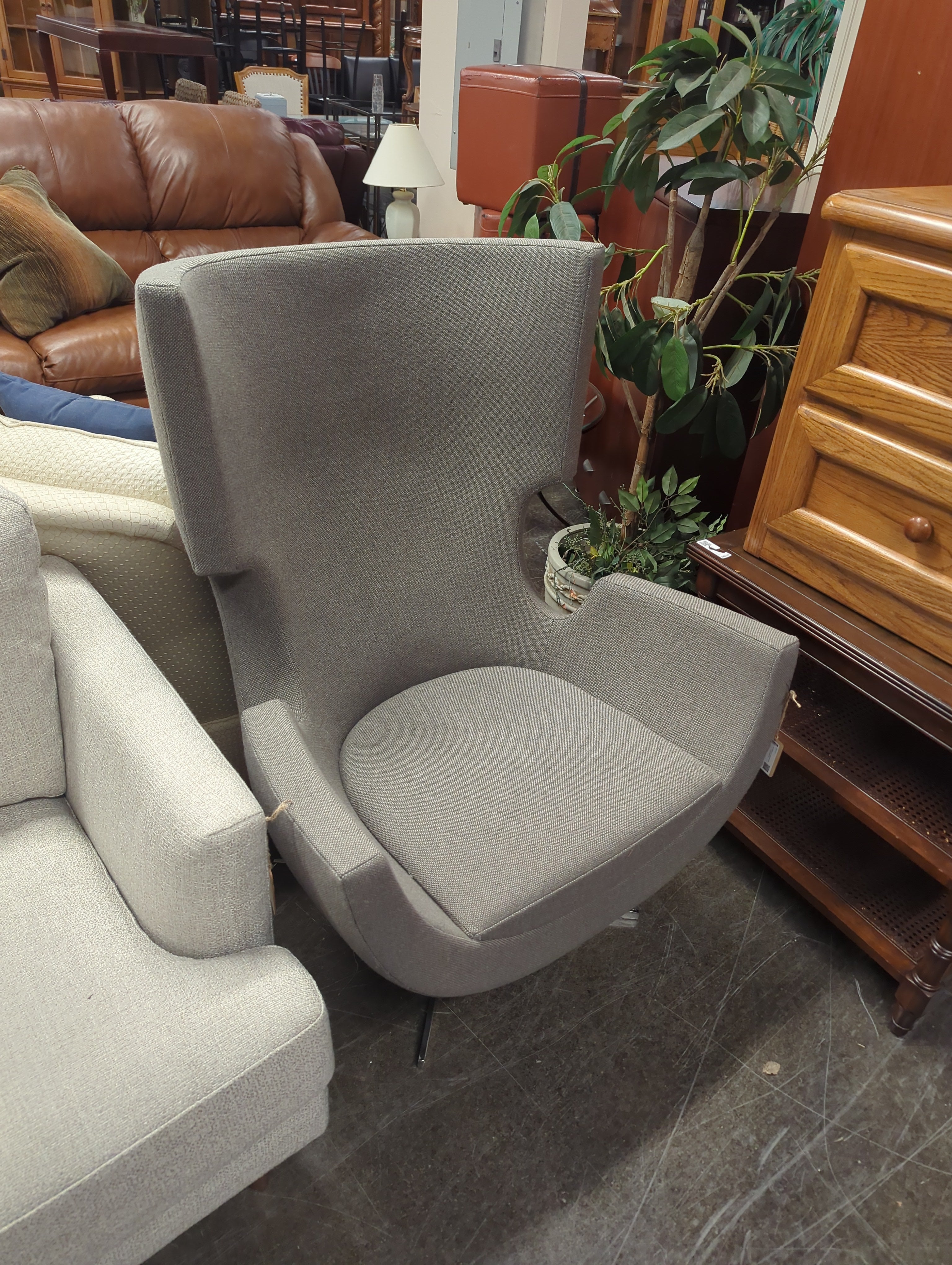 martin/brattrud inc - high back swivel curve lounge chair