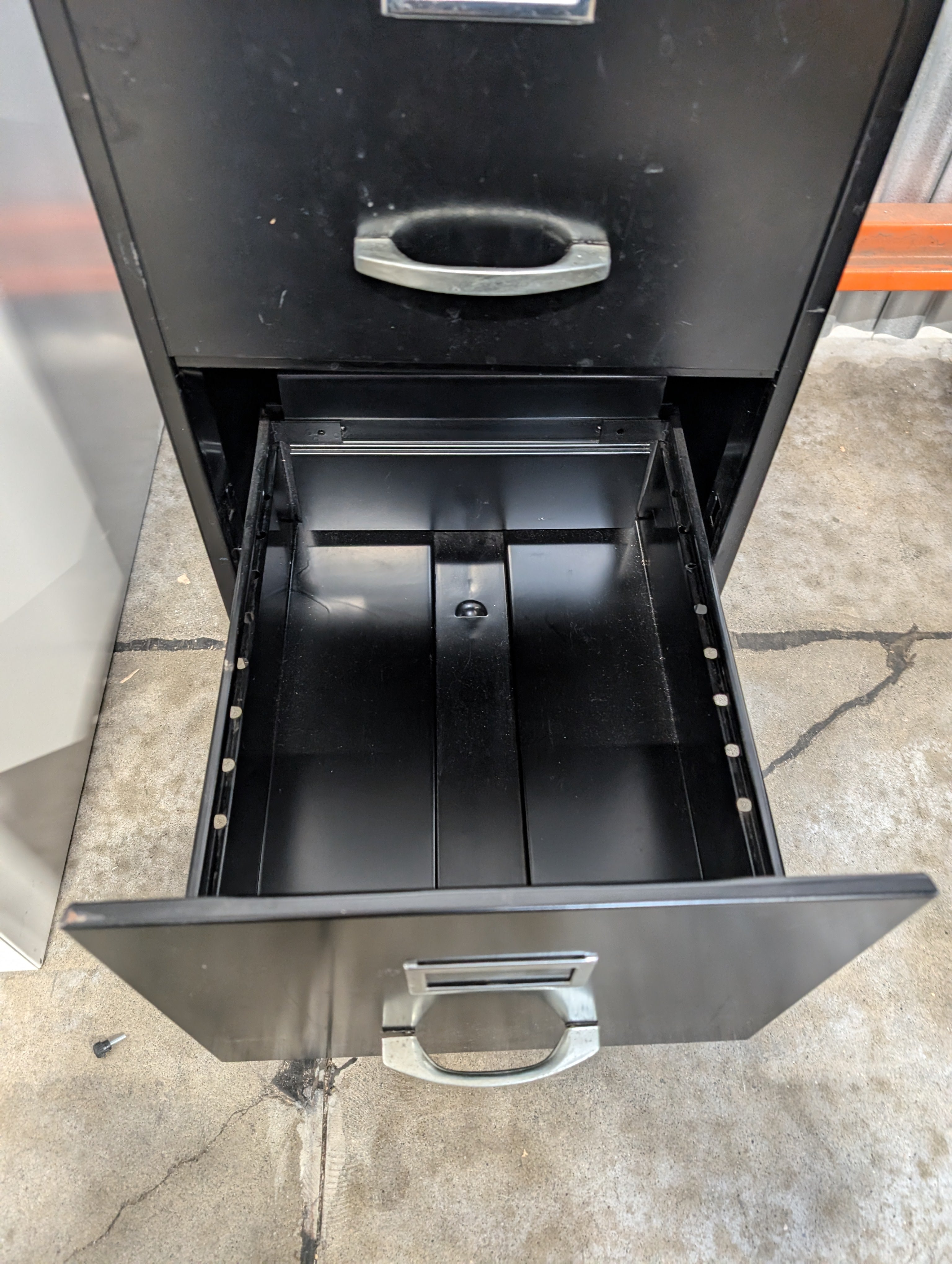 Warehouse sale --Sturdy Black 2-Drawer Filing Cabinet