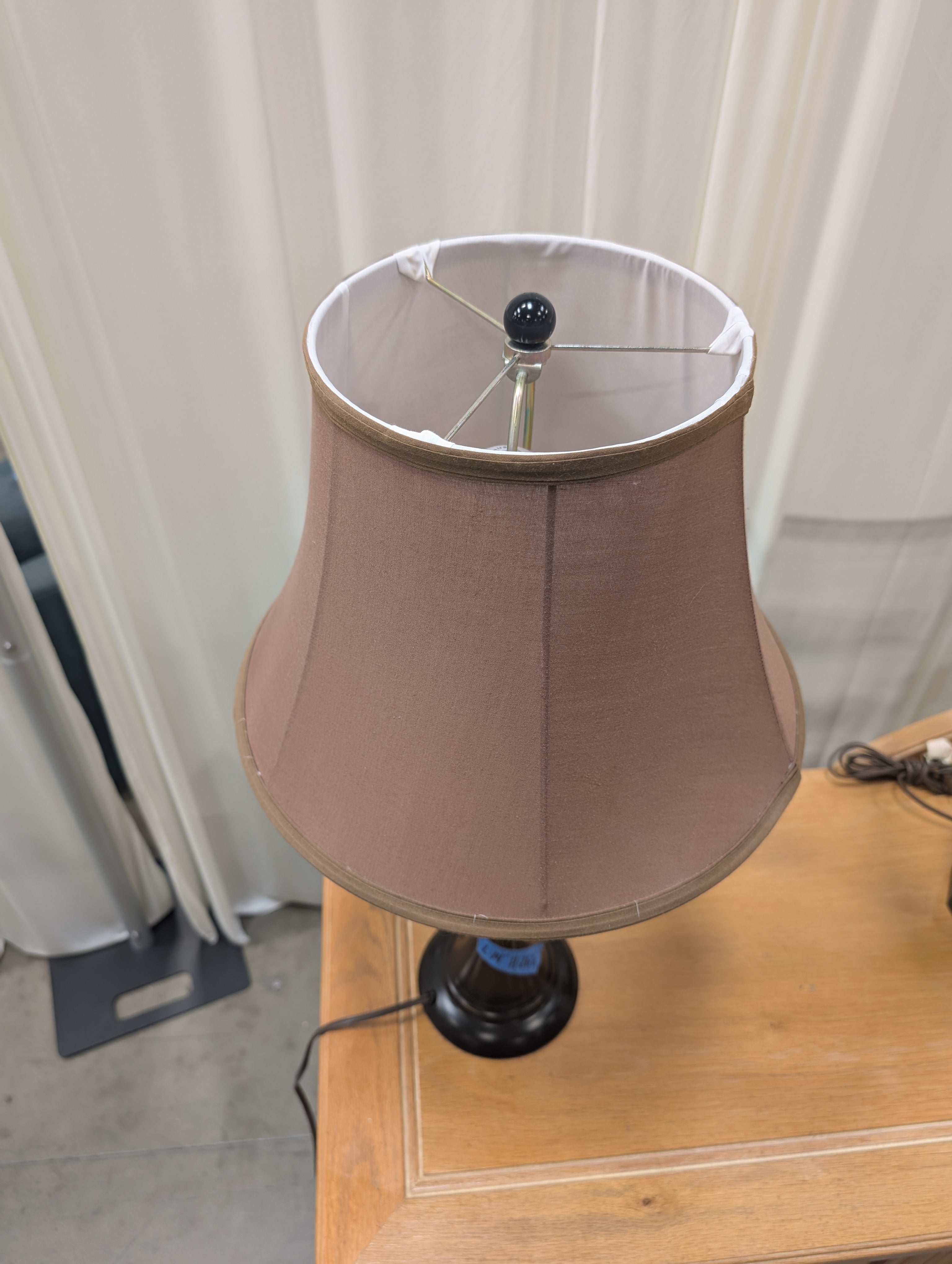 Traditional Black Metal Table Lamp with Brown Shade