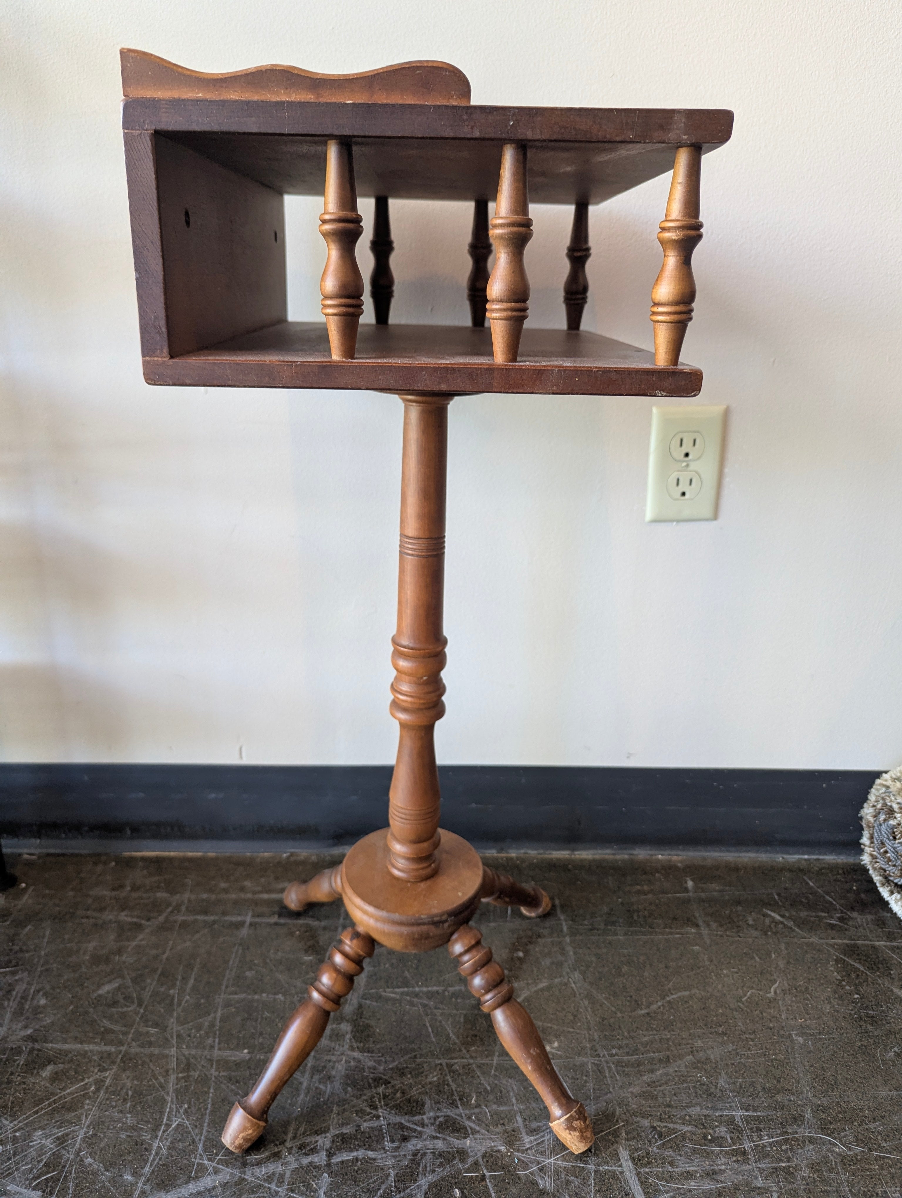 Vintage Style Brown Wood Two-Tier Pedestal Stand