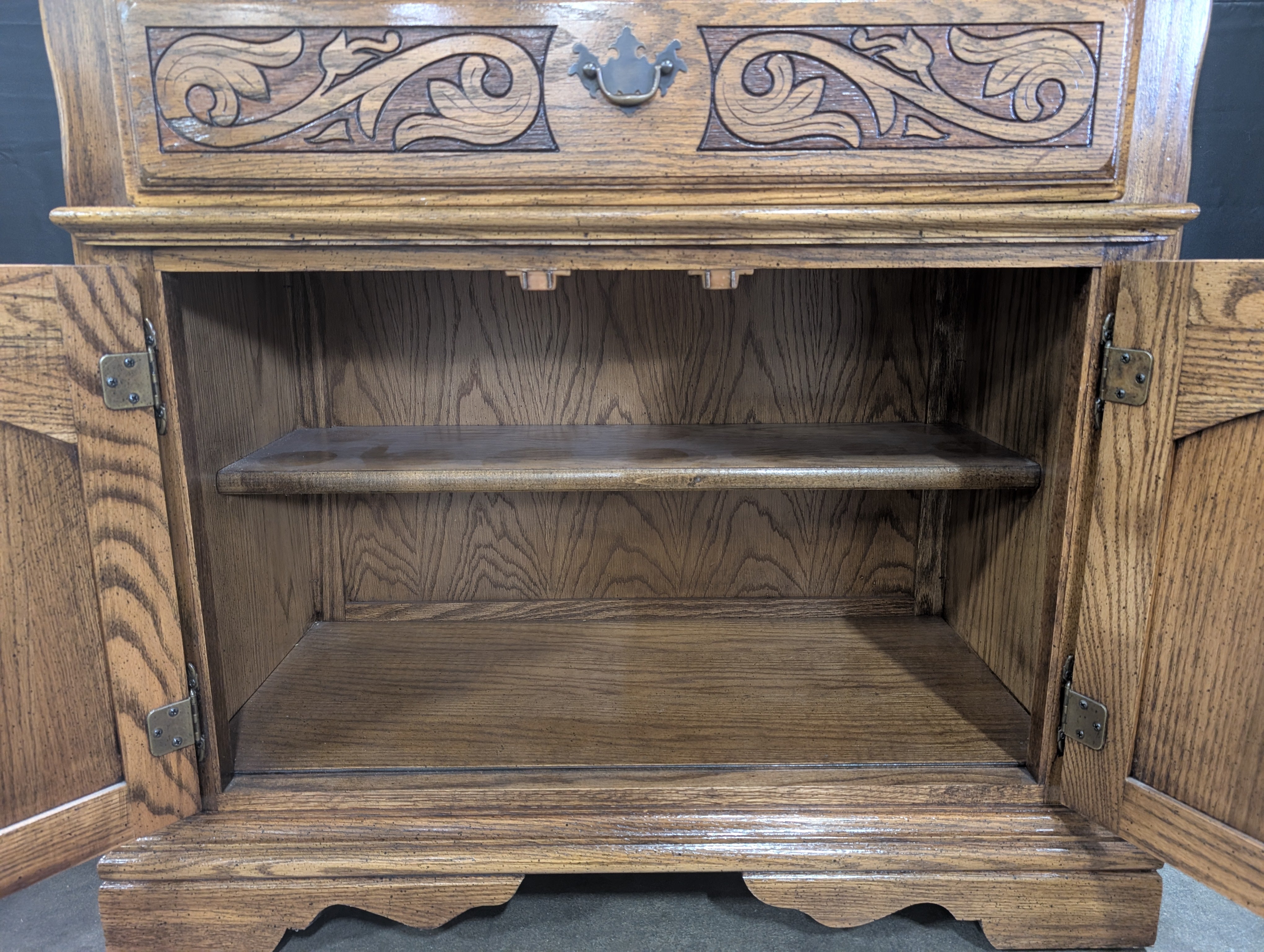 American Drew Flip-top Buffet Server