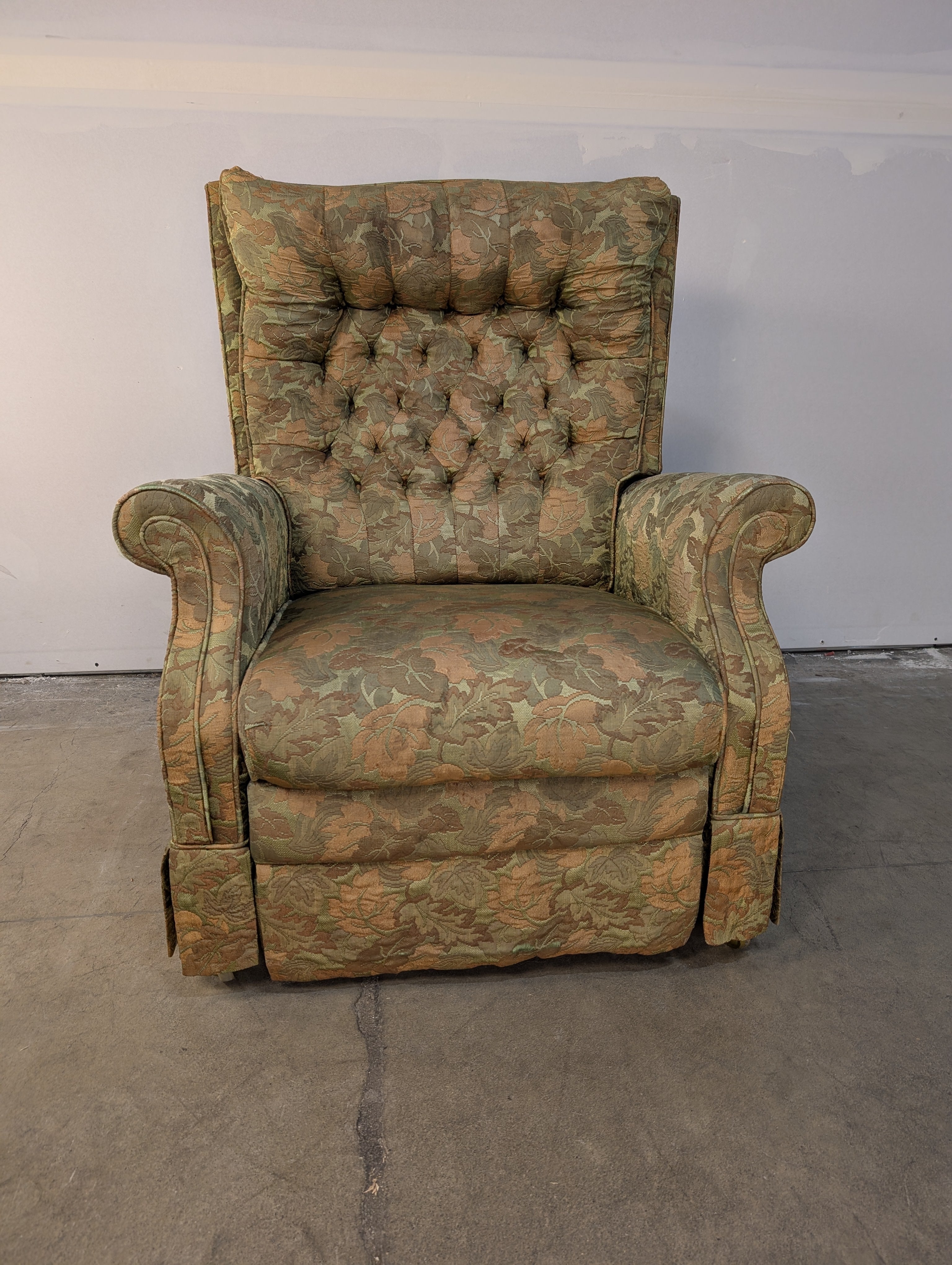 Vintage Floral Pattern Armchair