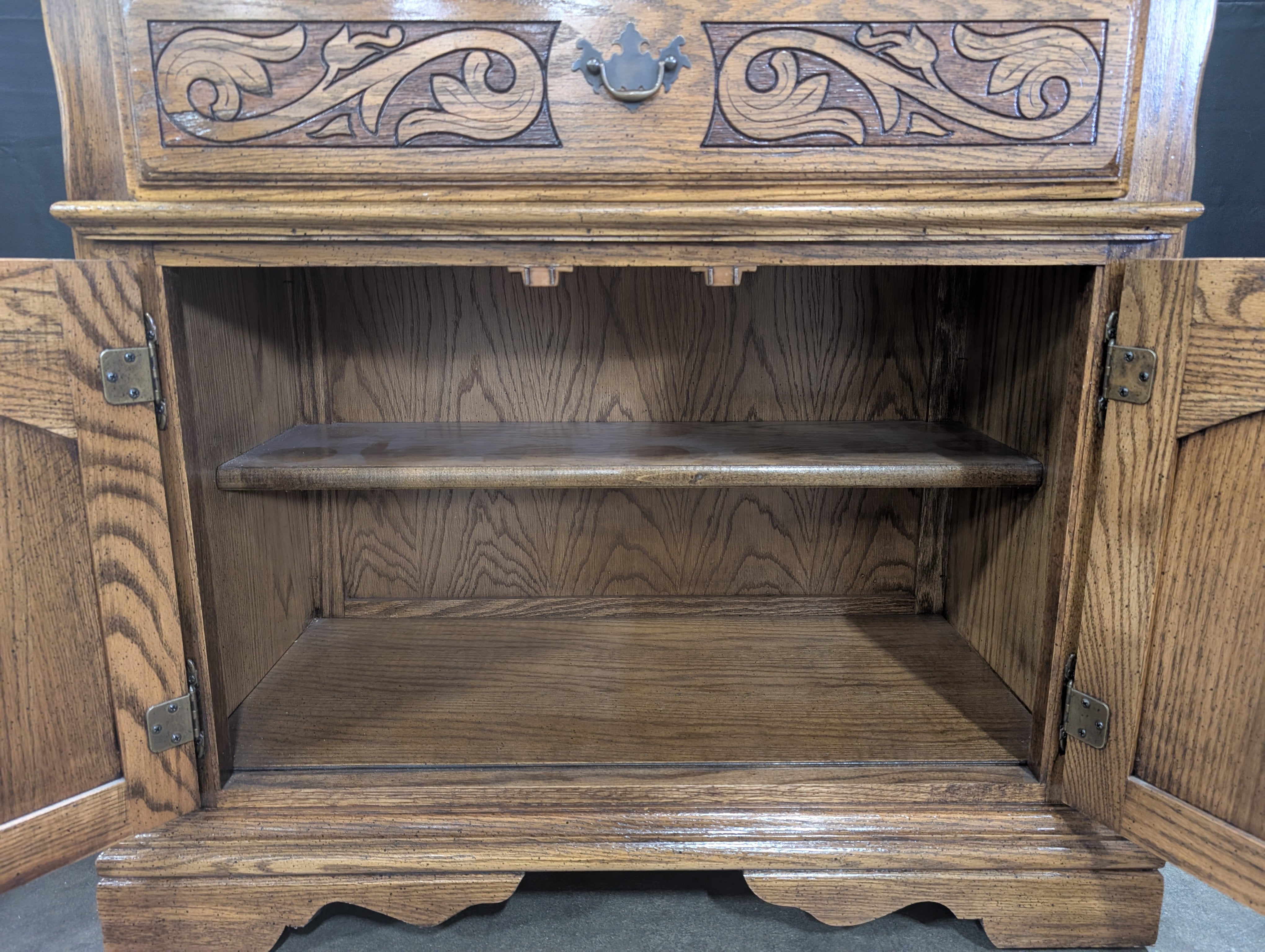 American Drew Flip-top Buffet Server