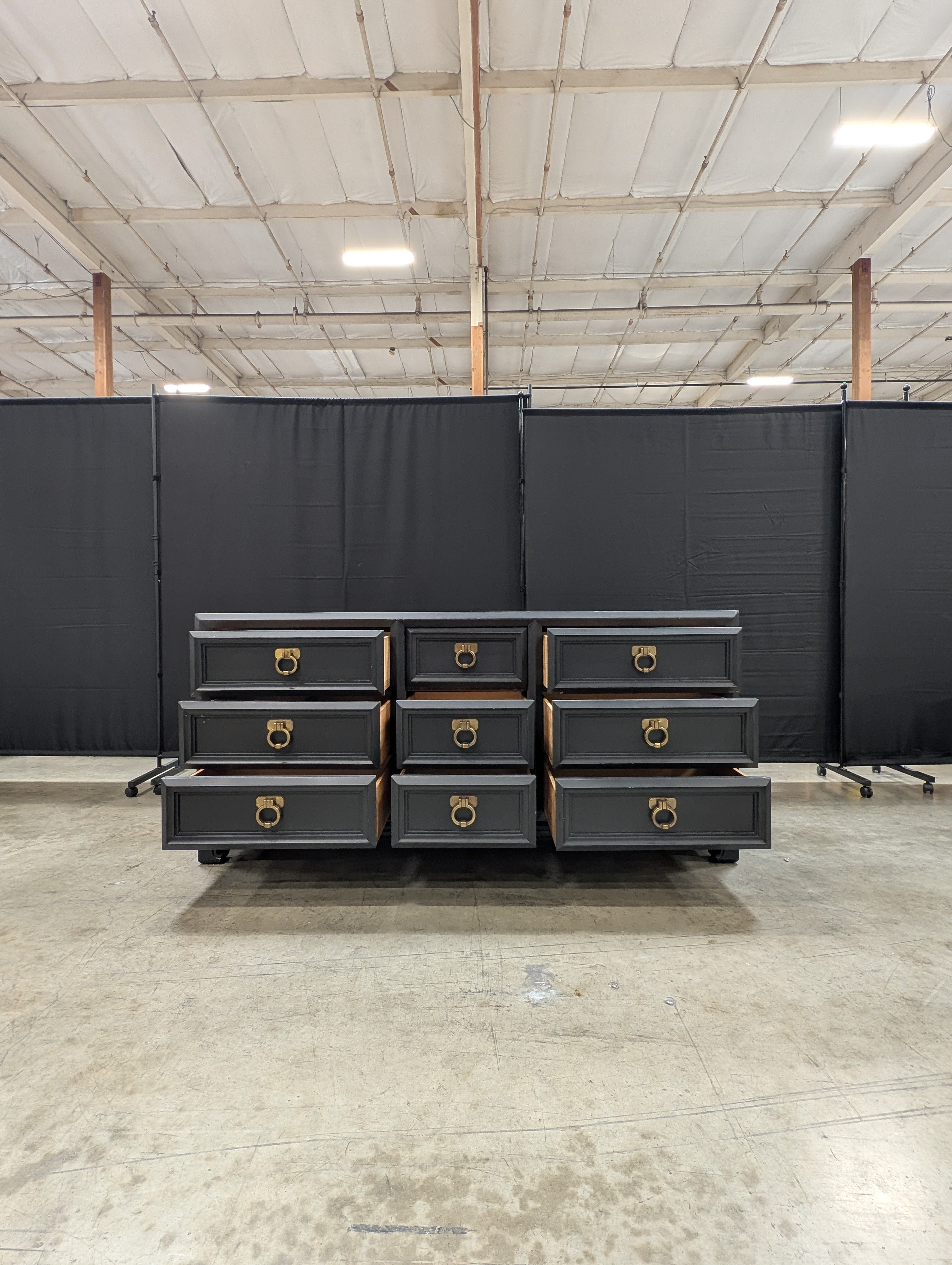 Black Thomasville eight-Drawer Dresser