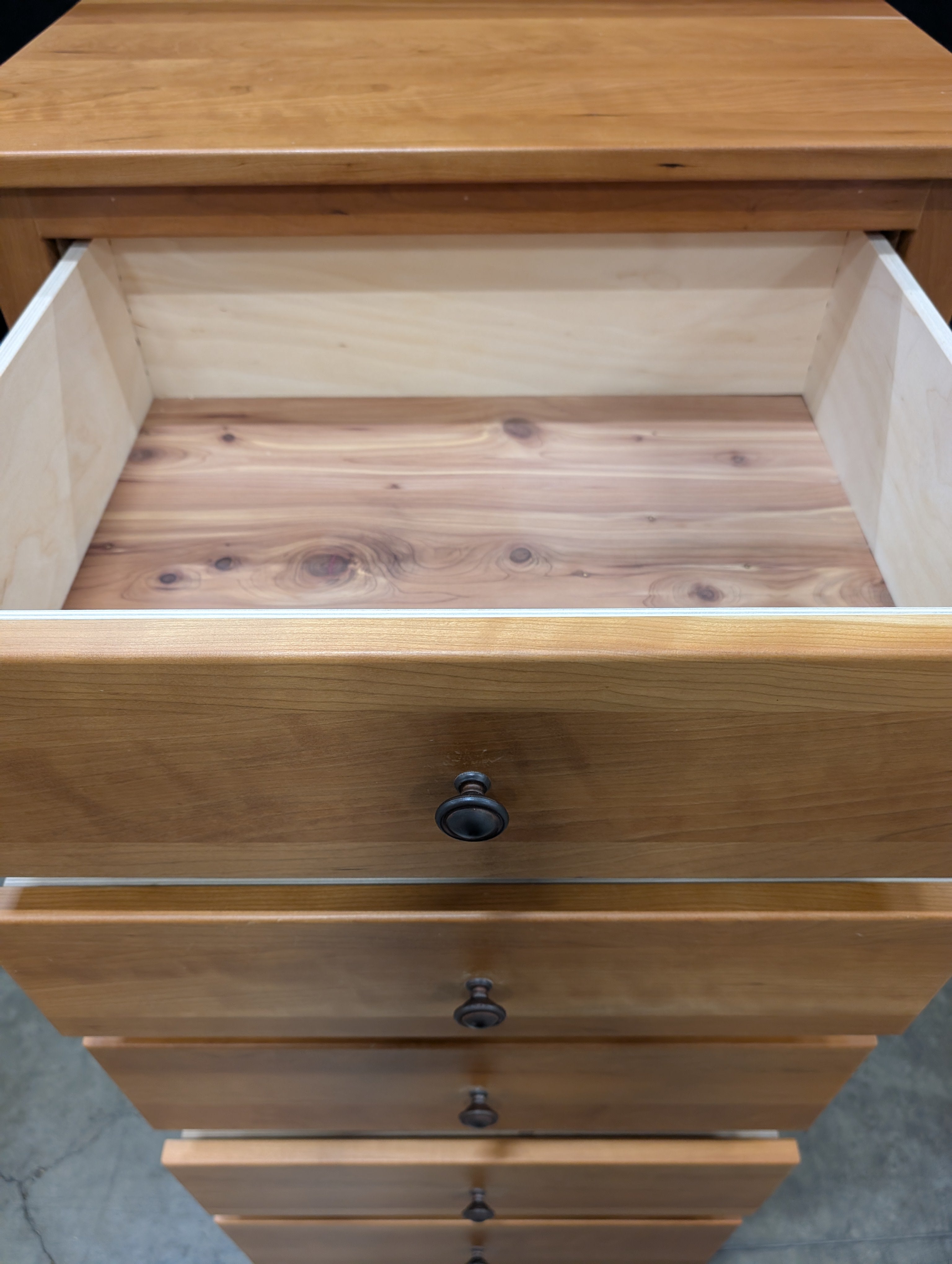 Classic Cherry Wood 5-Drawer Tall Chest - Very Good Condition Storage
