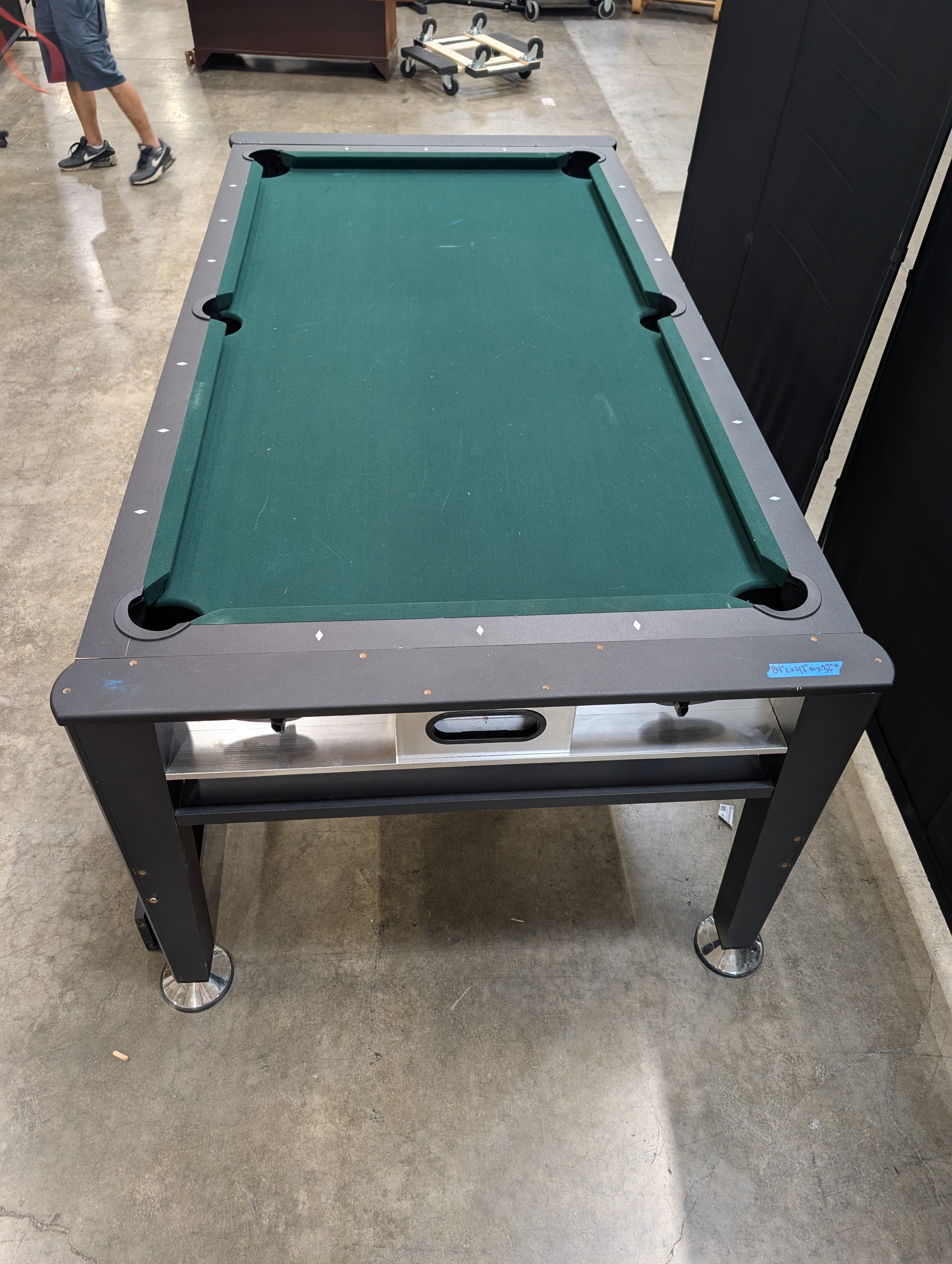 SPORTCRAFT Black and Silver Air Hockey Table