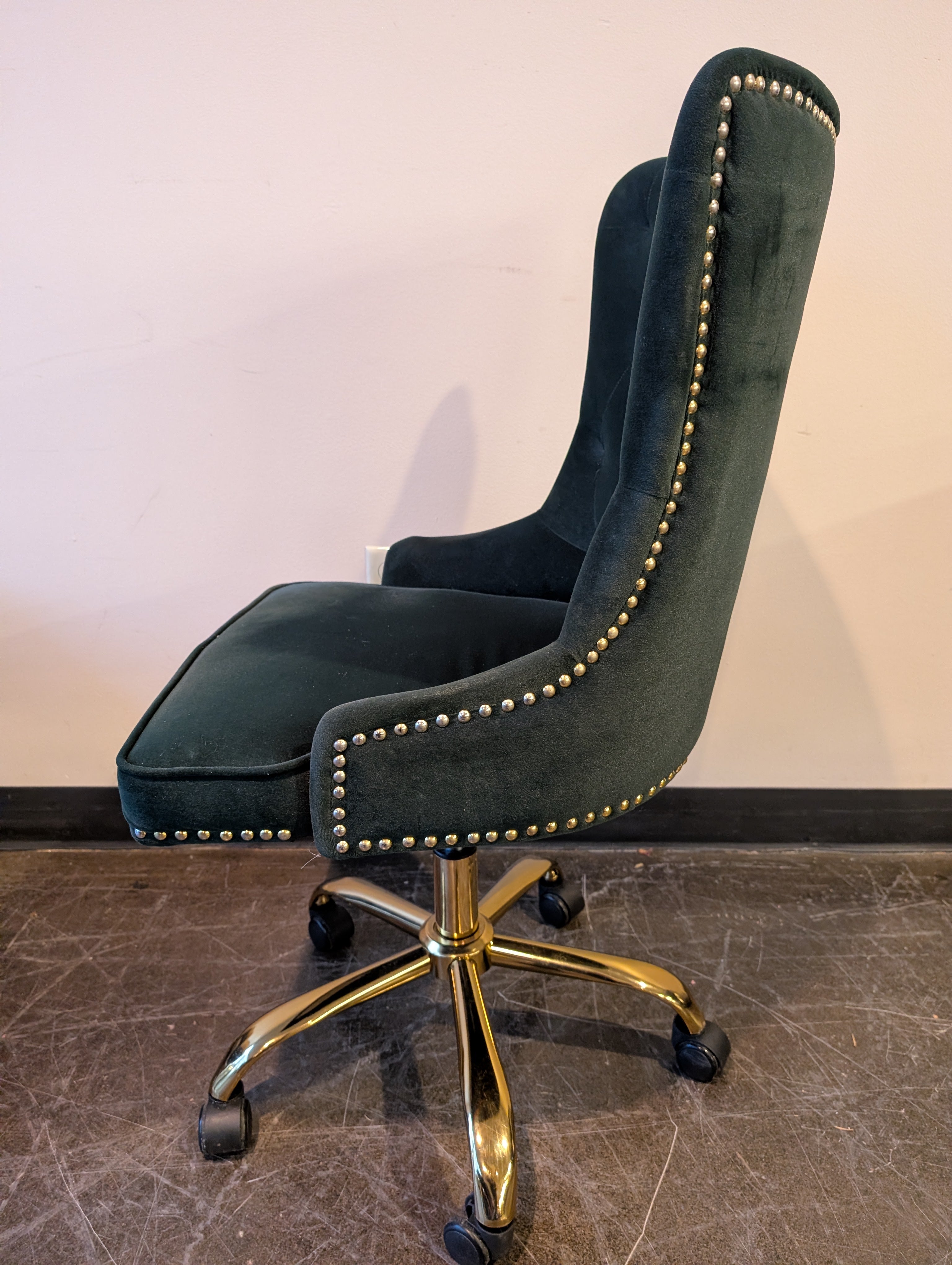 Deep Green Velvet Tufted Hulala Home Desk Chair with Gold Base