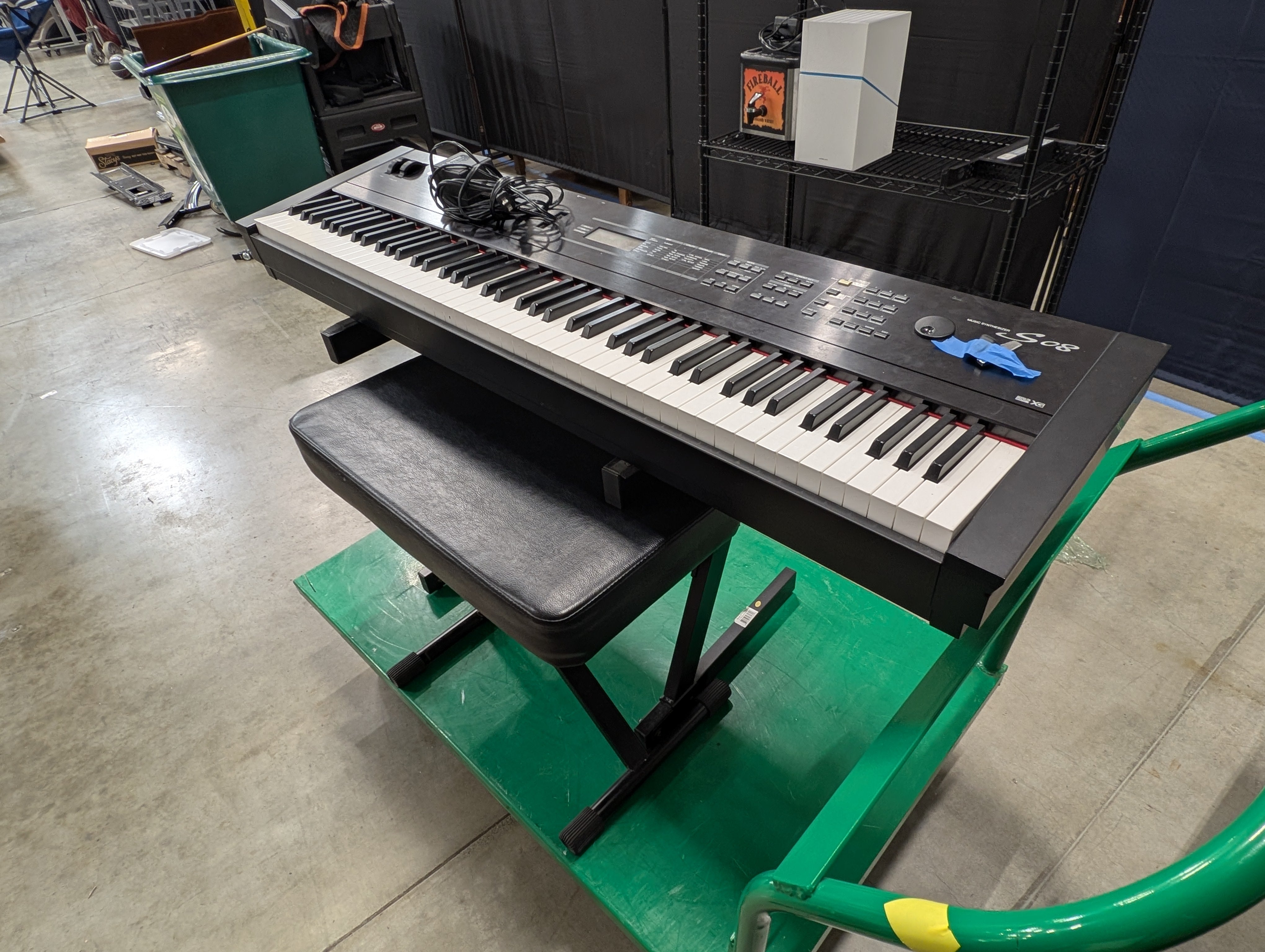 Yamaha S08 88-Key Digital Synthesizer Keyboard
