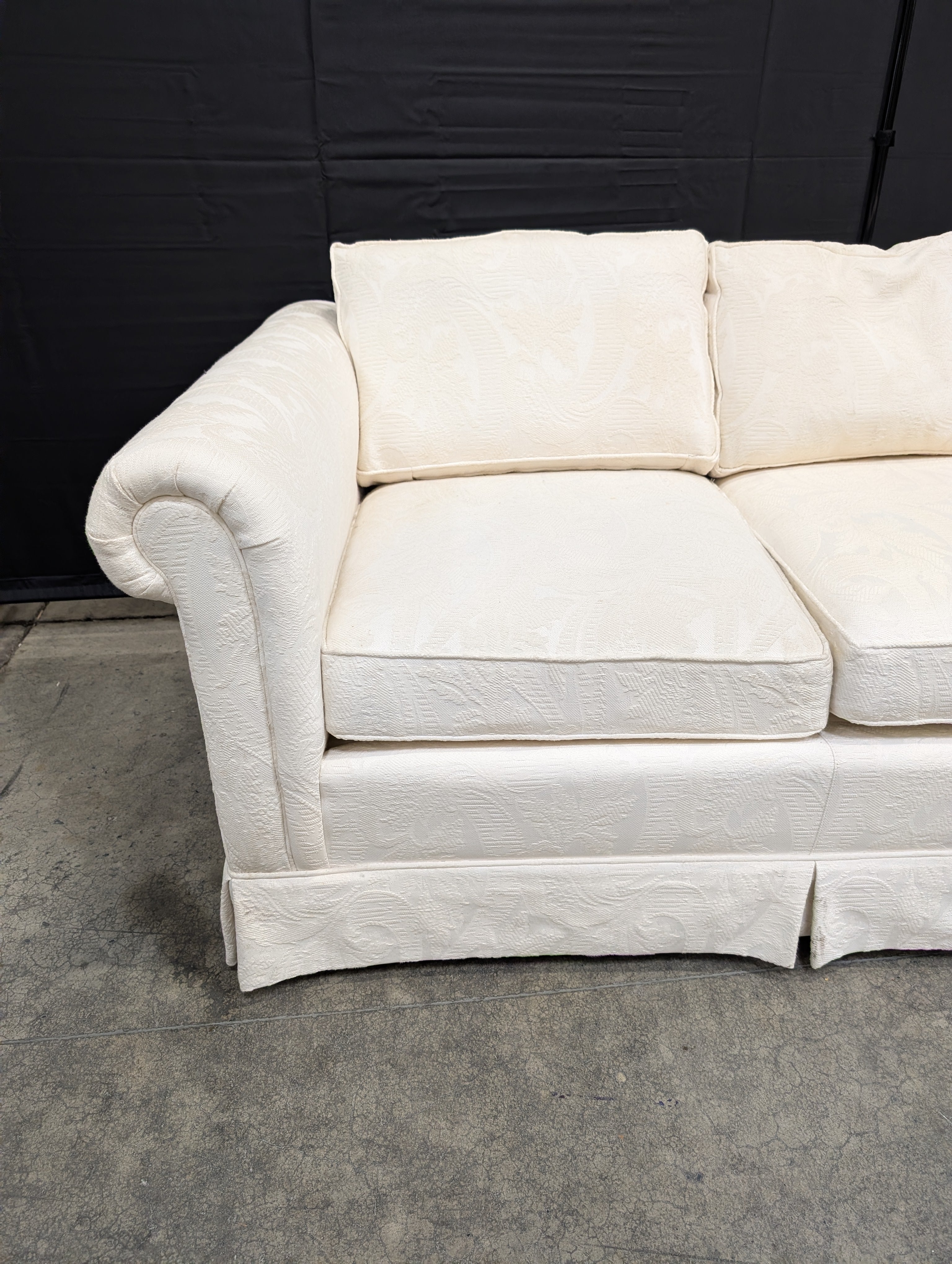 DREXEL Heritage Cream sofa