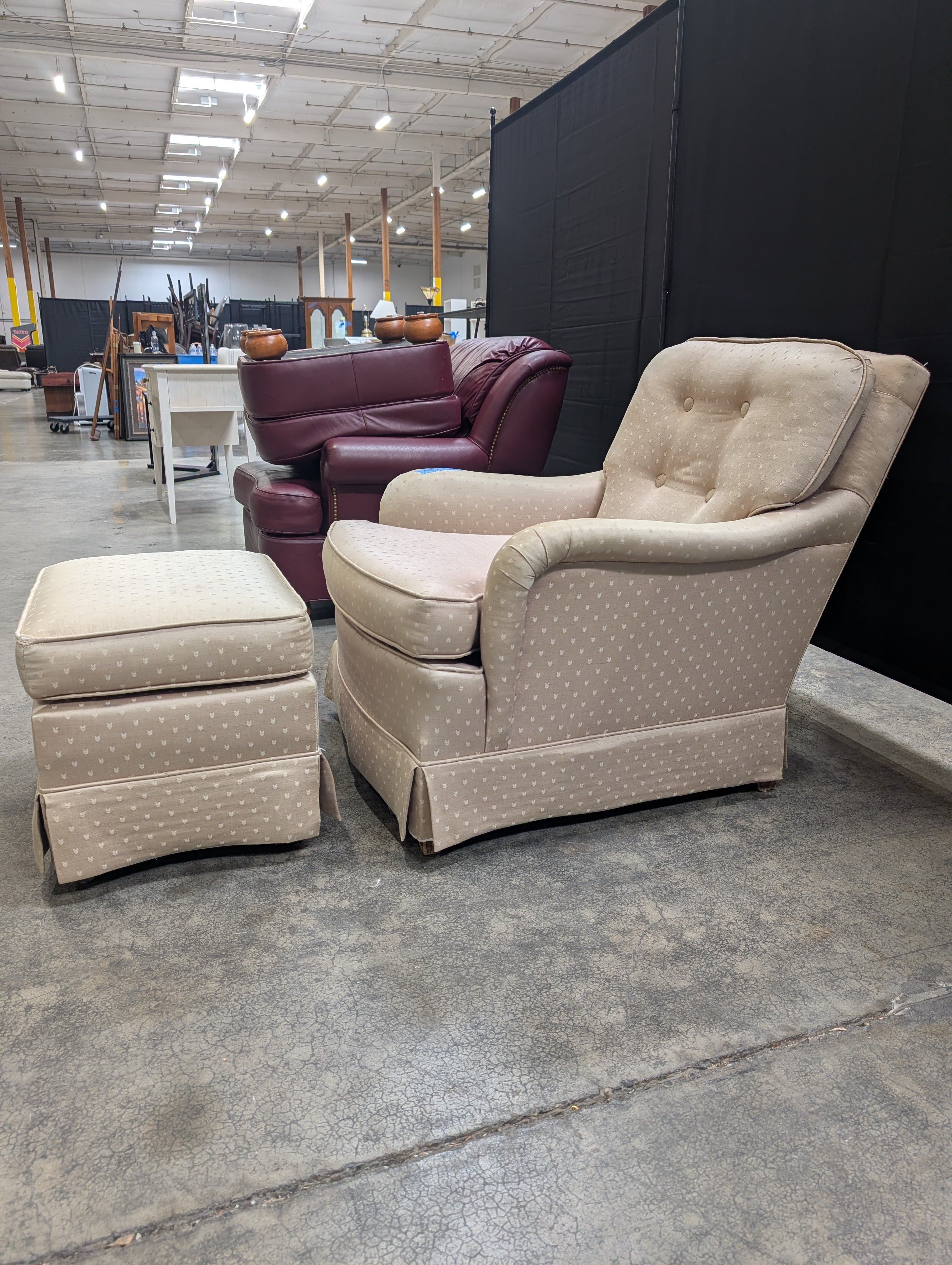 Classic Beige Upholstered Armchair with Dotted Fabric