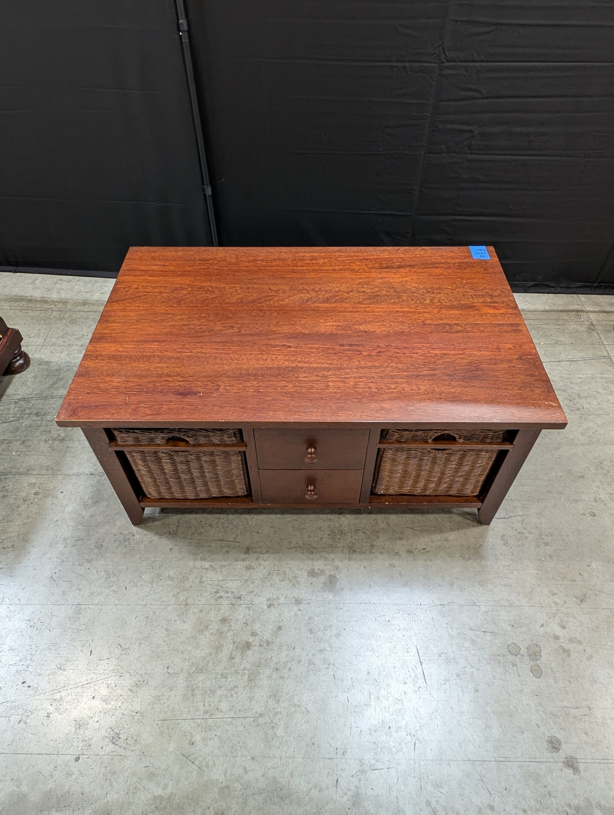 Dark Brown Wood Coffee Table with Wicker Storage Baskets