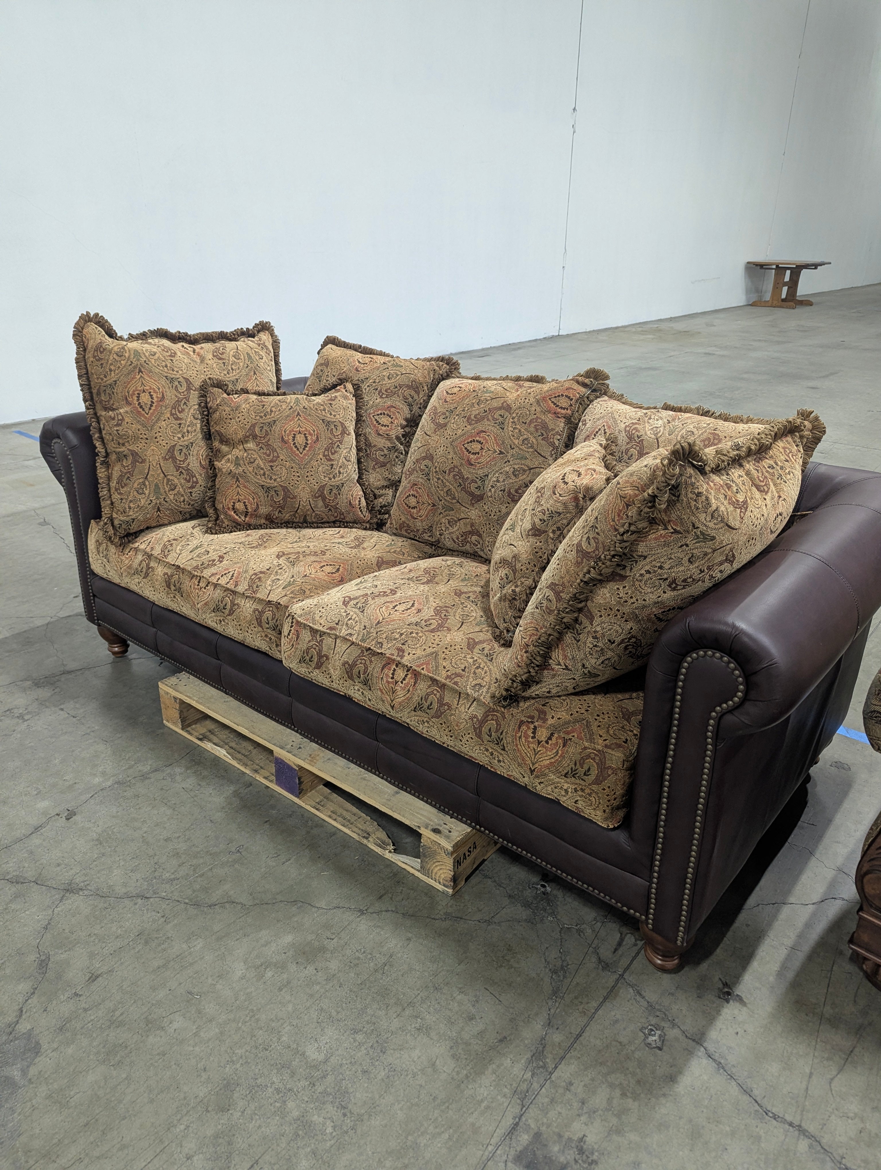 Traditional Dark Brown Leather Paisley Loveseat Sofa