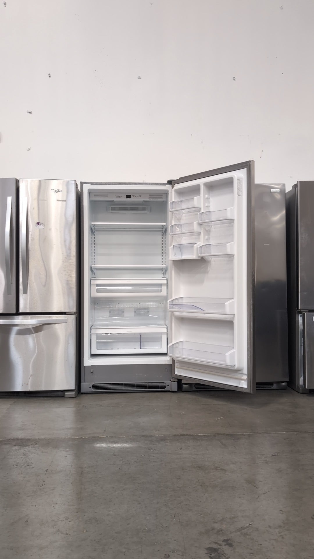 FRIGIDAIRE GALLERY Stainless Steel Refrigerator Appliance