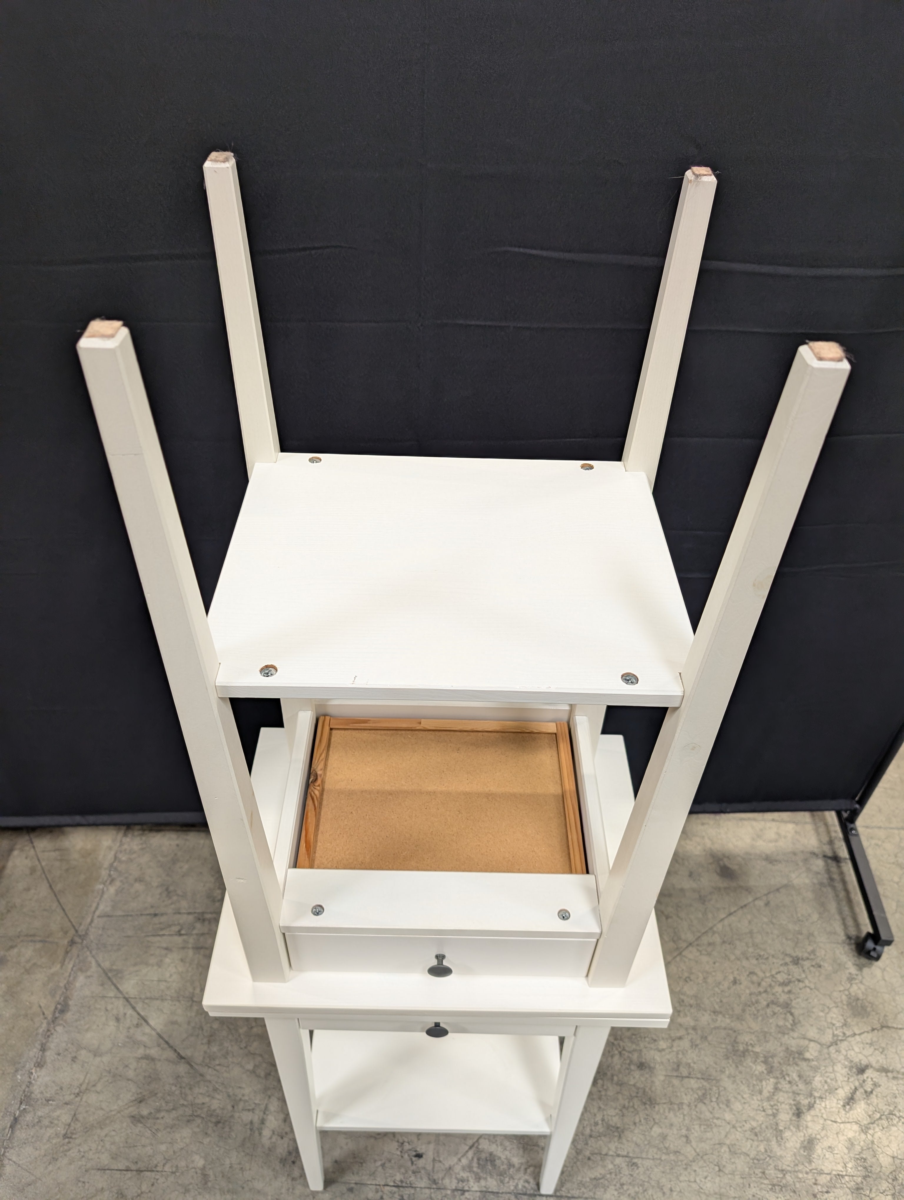 Pair of White Painted Wood End Table with Drawer