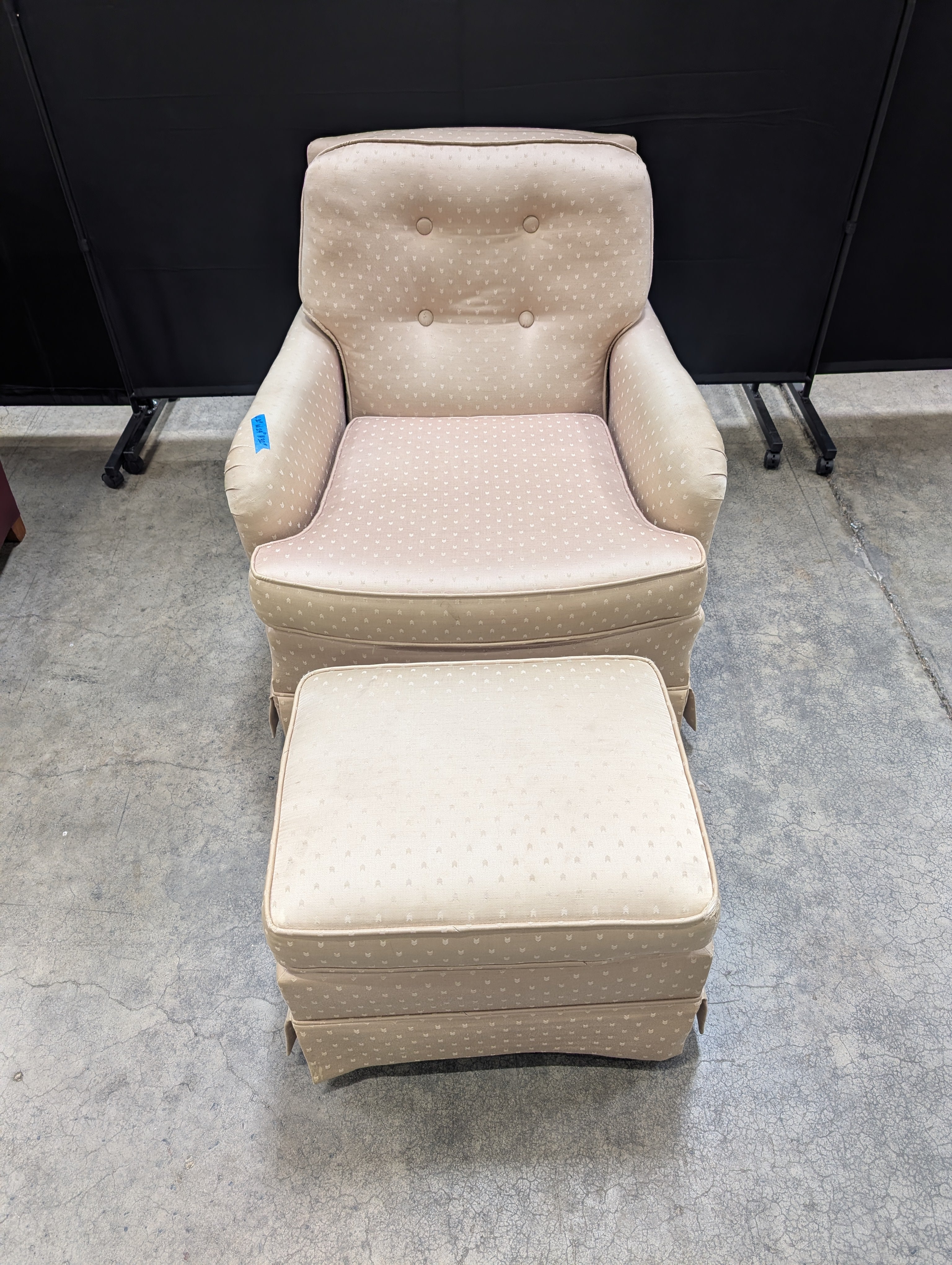 Classic Beige Upholstered Armchair with Dotted Fabric