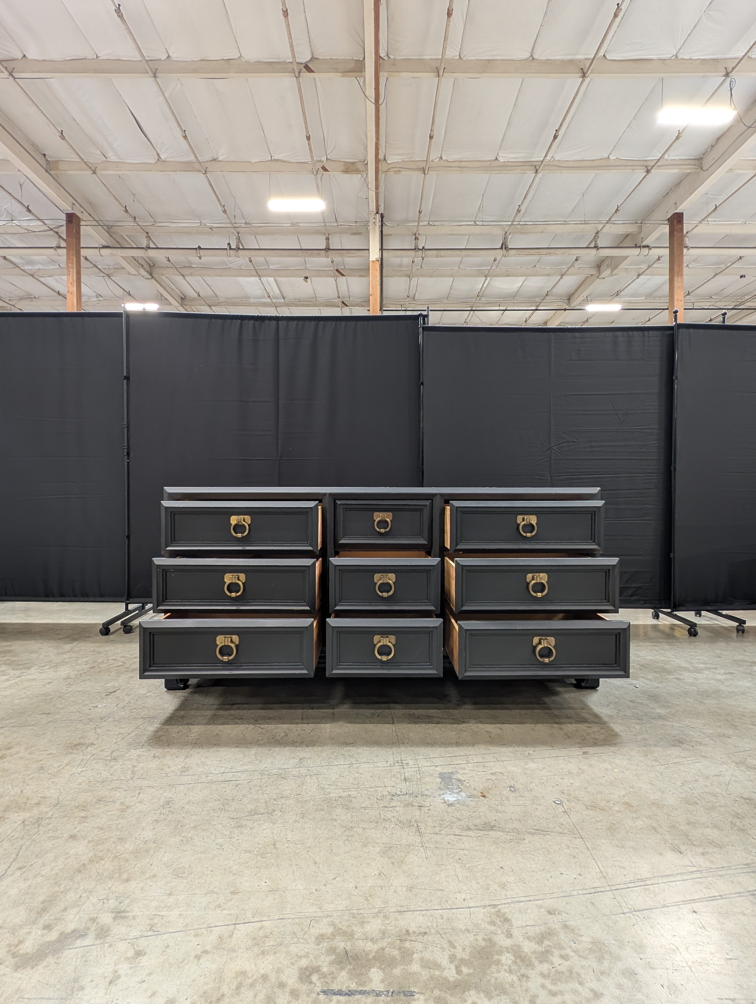 Black Thomasville eight-Drawer Dresser