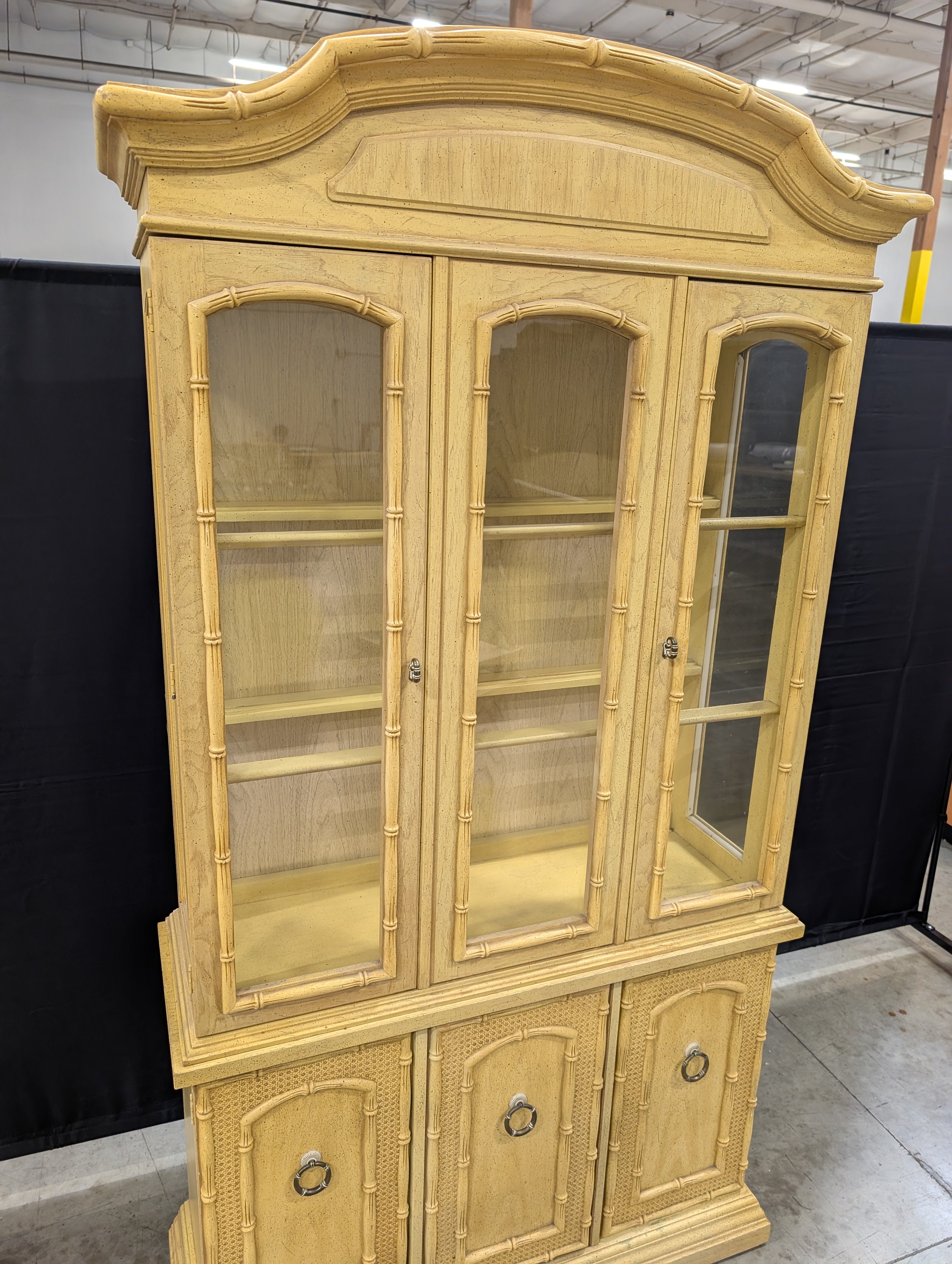 Vintage Chinoiserie Style Display Cabinet with Bamboo Detailing