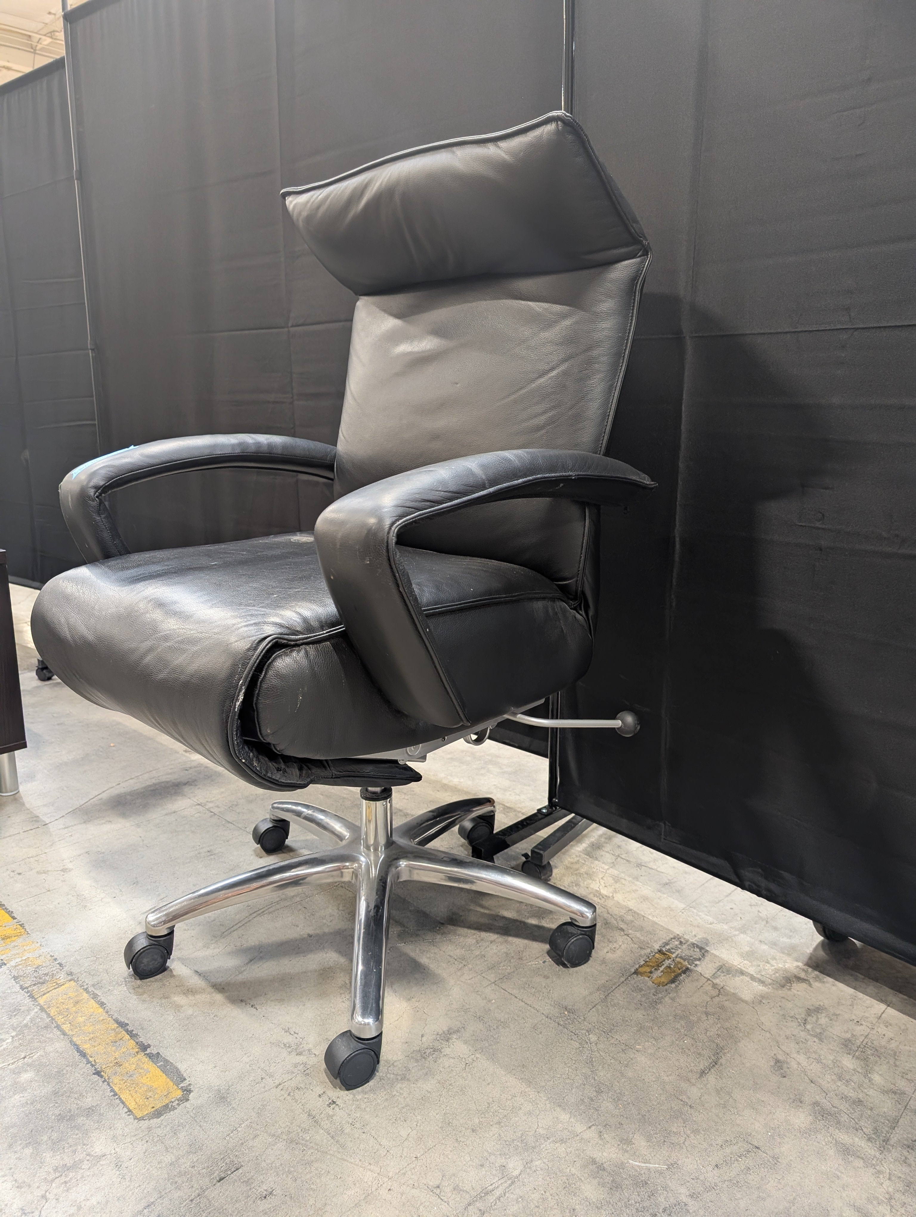 Padded High-Back Swivel Office Chair with Armrests
