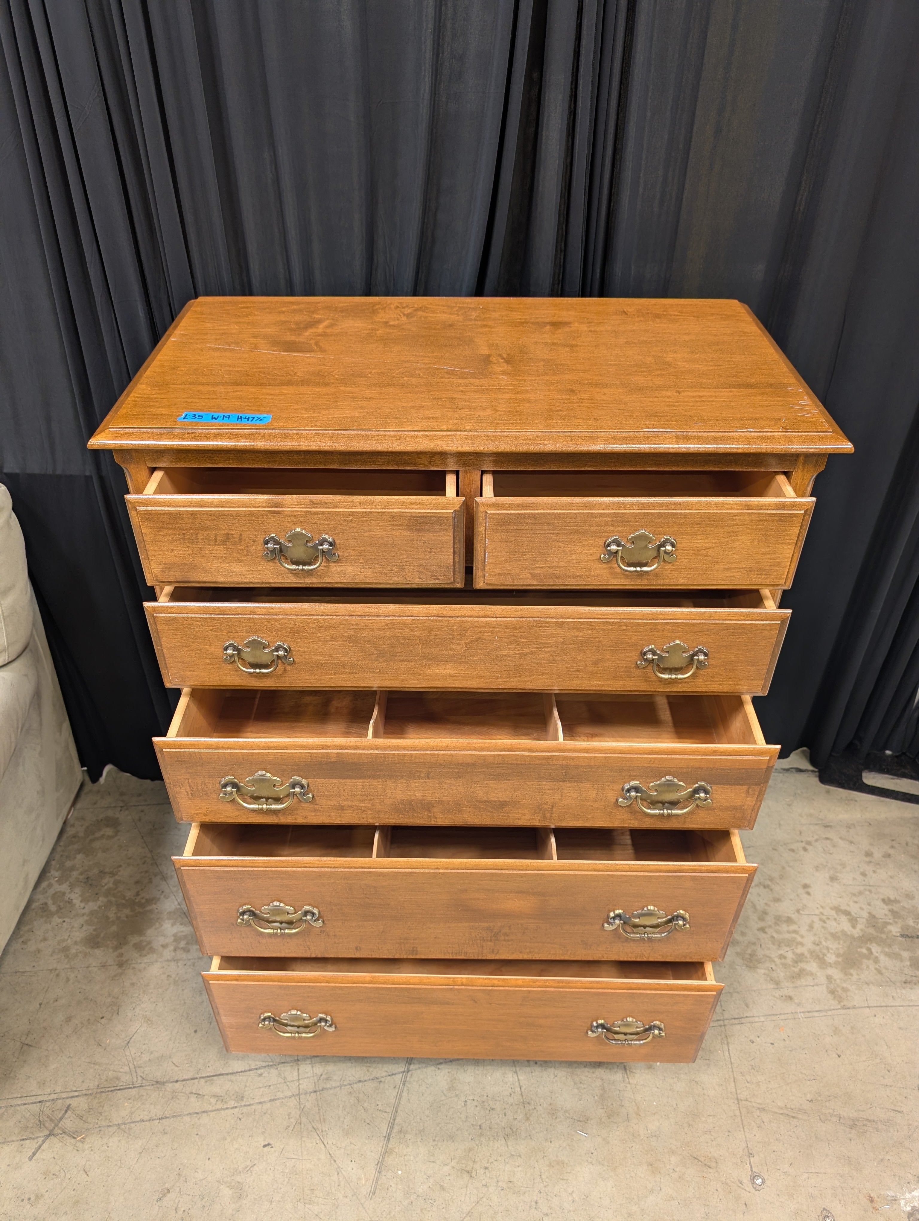 Traditional Ethan Allen Six-Drawer Dresser in Warm Wood