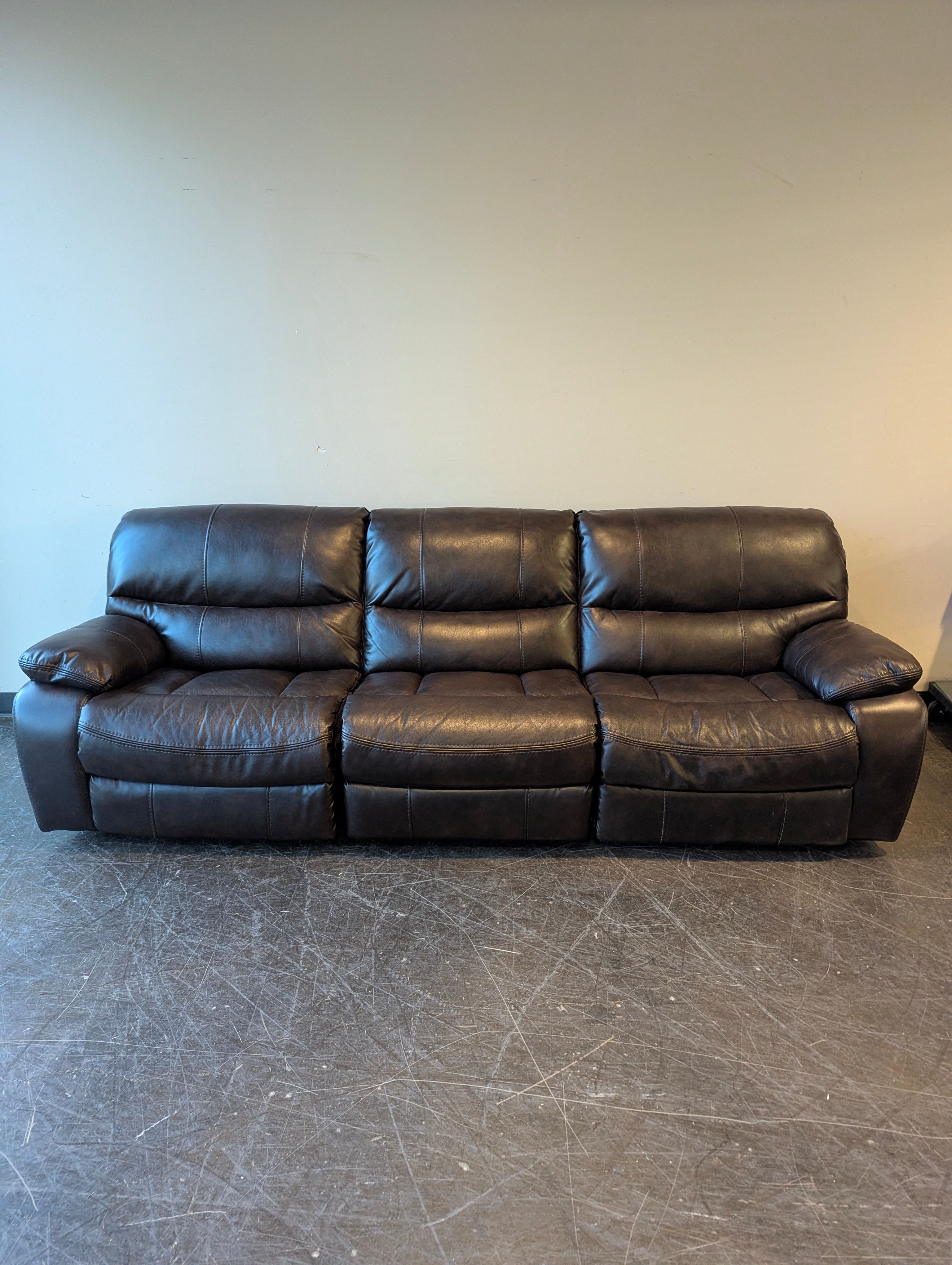 Comfortable Brown Reclining Sofa and Chair Set