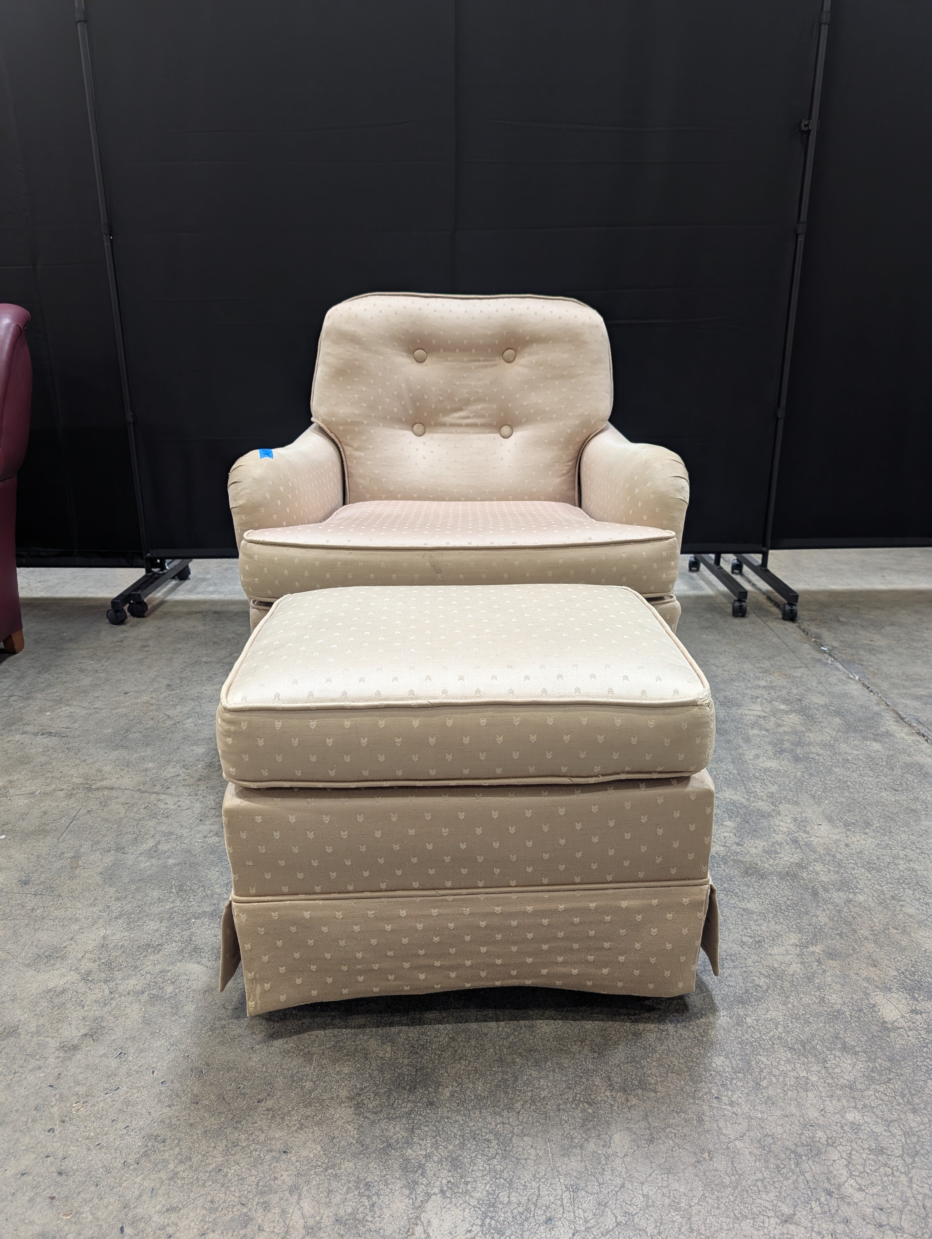 Classic Beige Upholstered Armchair with Dotted Fabric