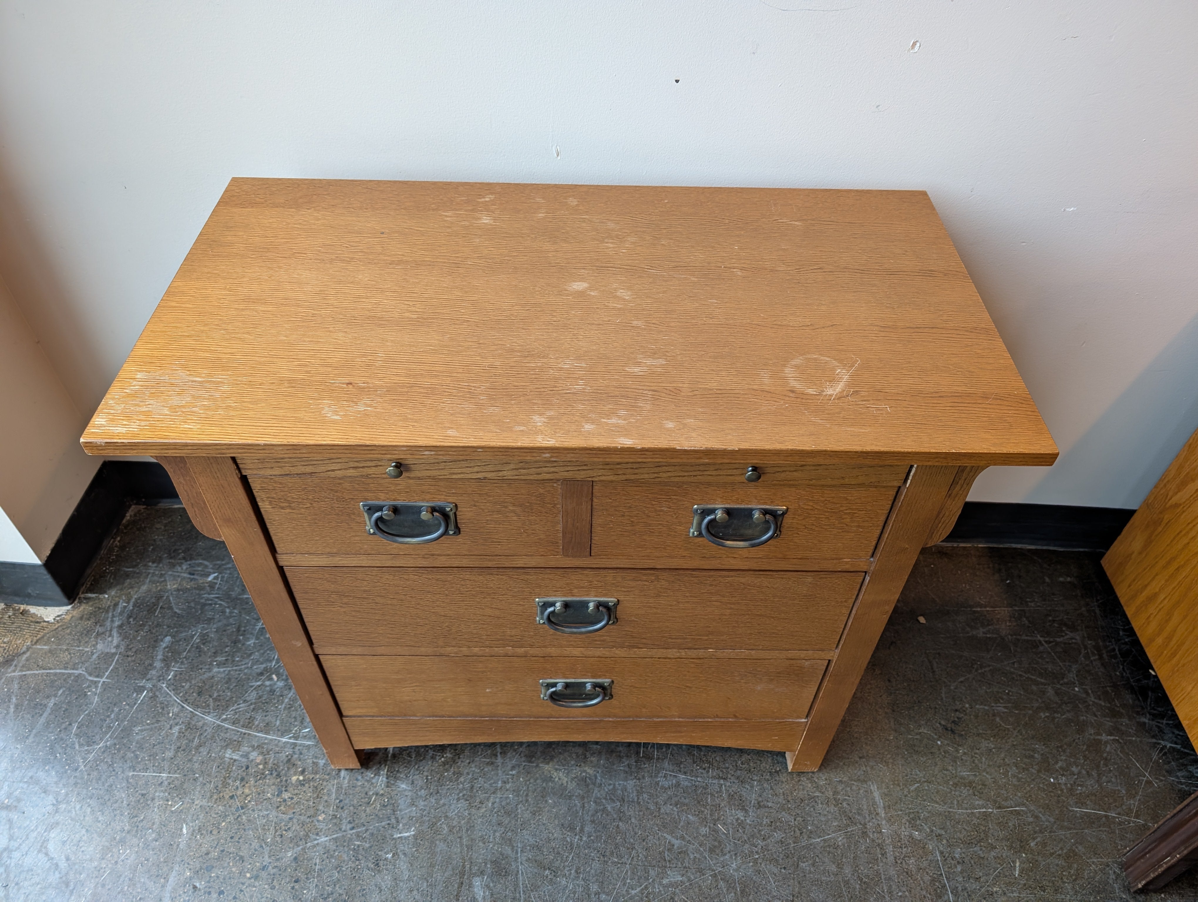Sturdy Mission Style Oak Wood Bassett Chest of Drawers
