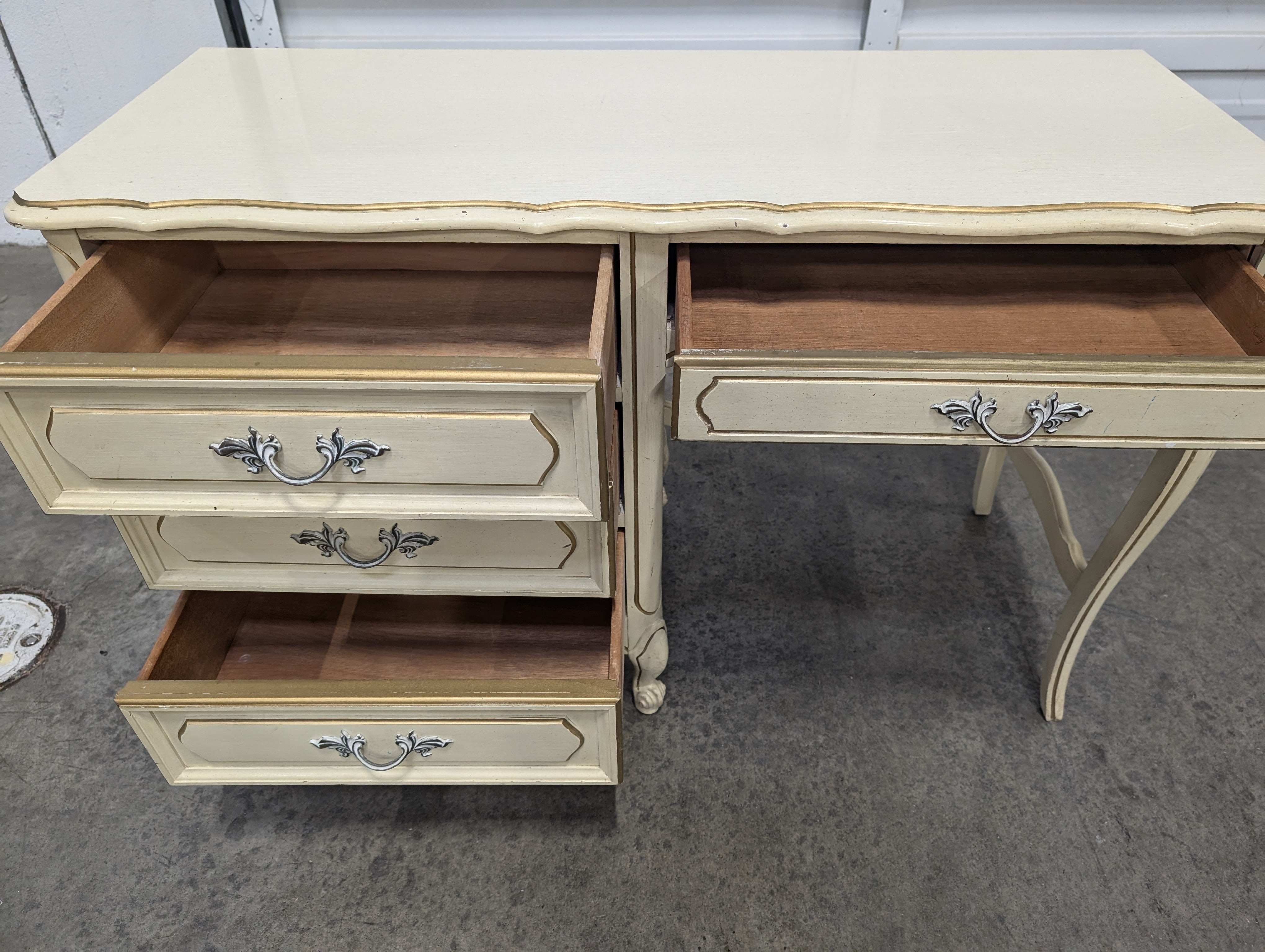 Charming Cream Wood Children's Desk
