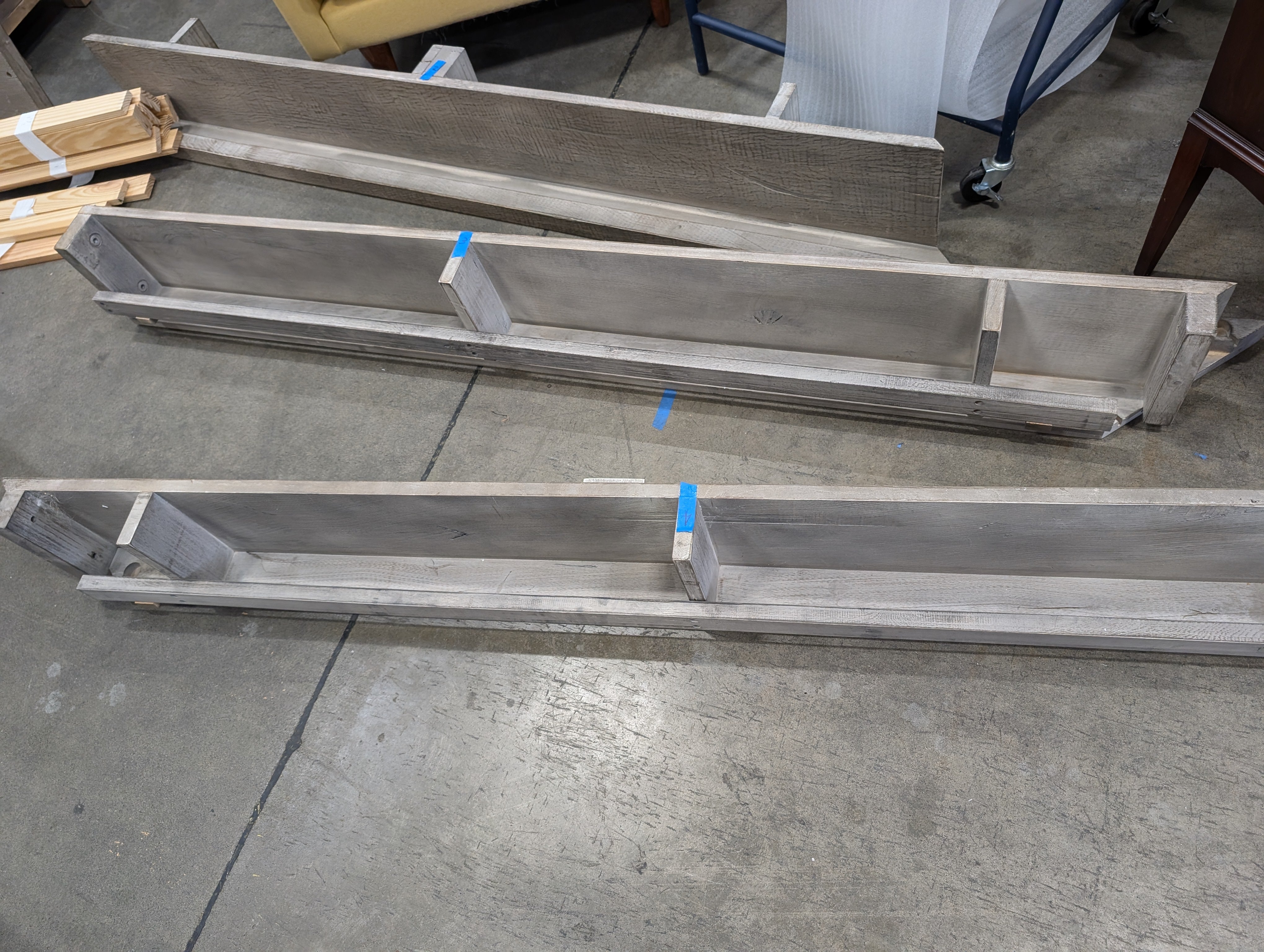 Restoration Hardware Reclaimed Russian Oak Platform Bed Frame - California King - Good Condition