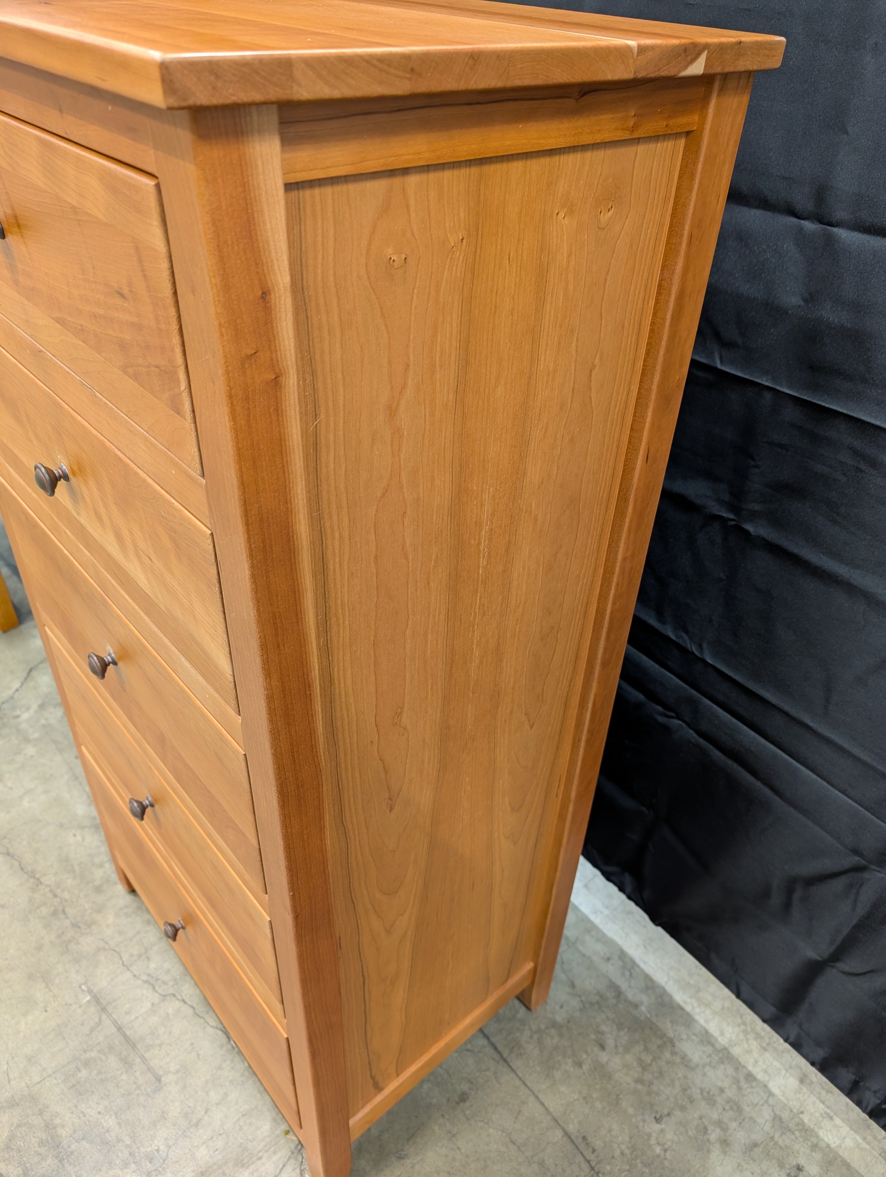 Classic Cherry Wood 5-Drawer Tall Chest - Very Good Condition Storage