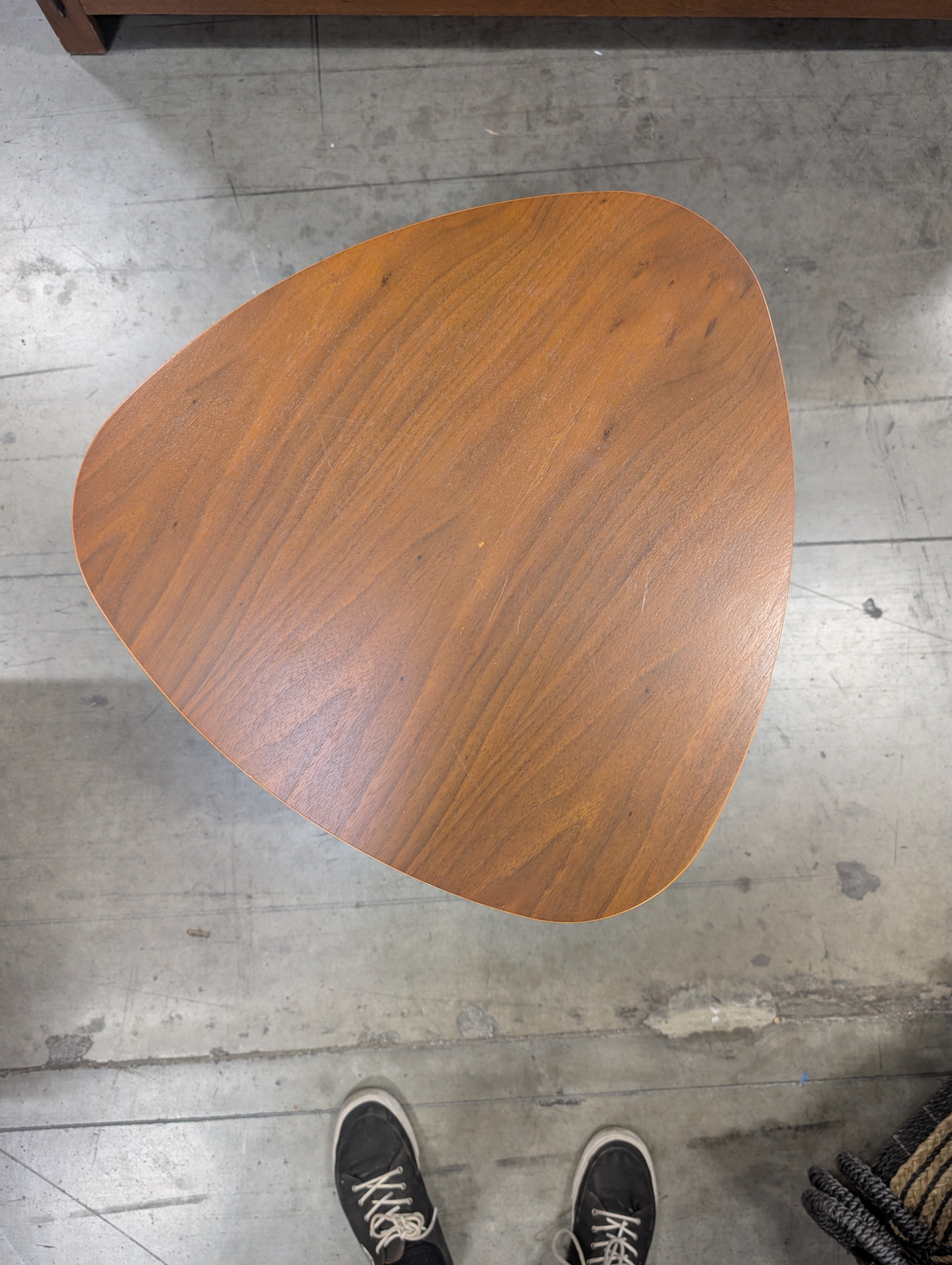 Walker Edison Triangular Wood Top Side Table