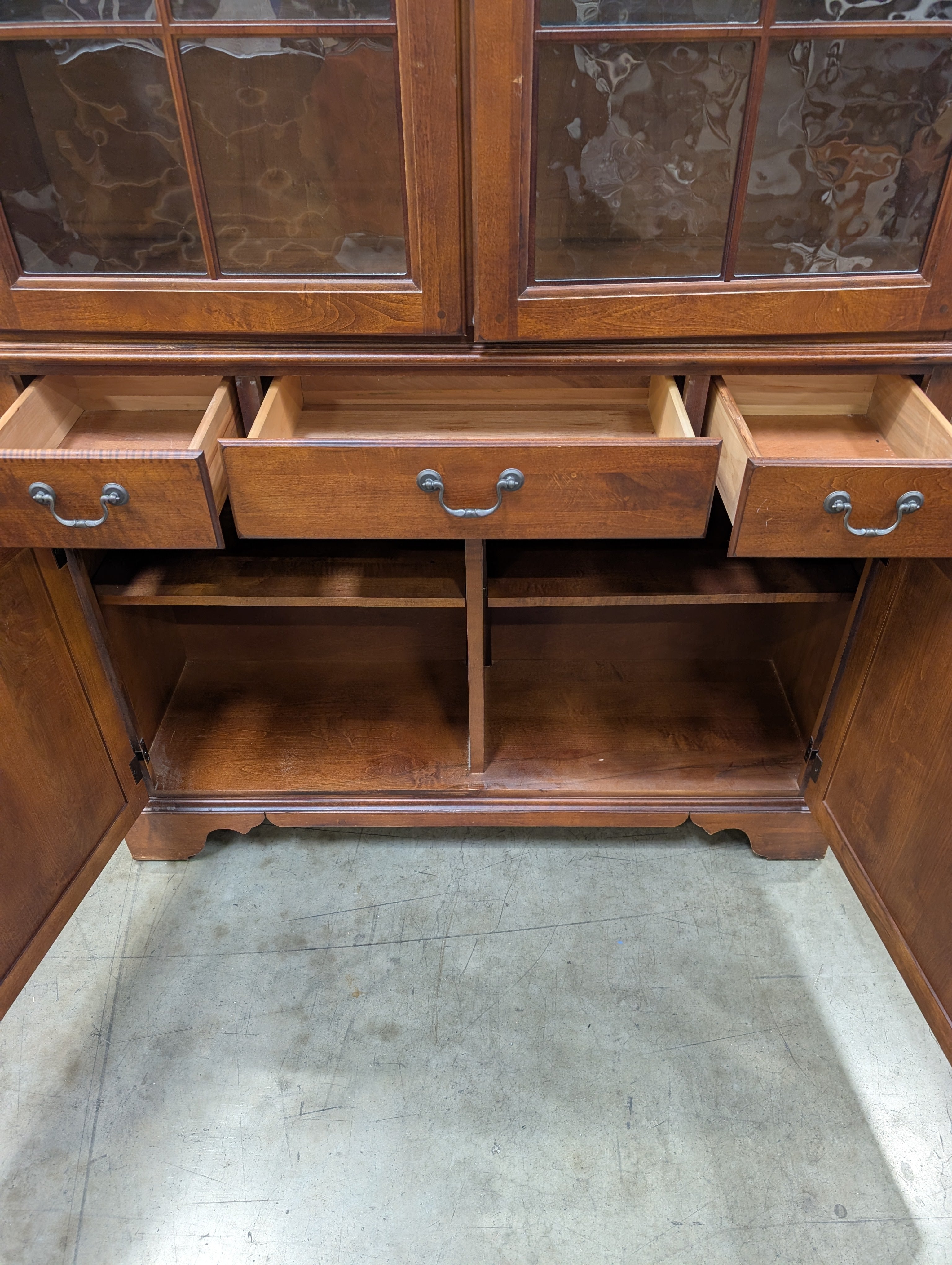 Traditional Brown Wood Display Hutch Cabinet
