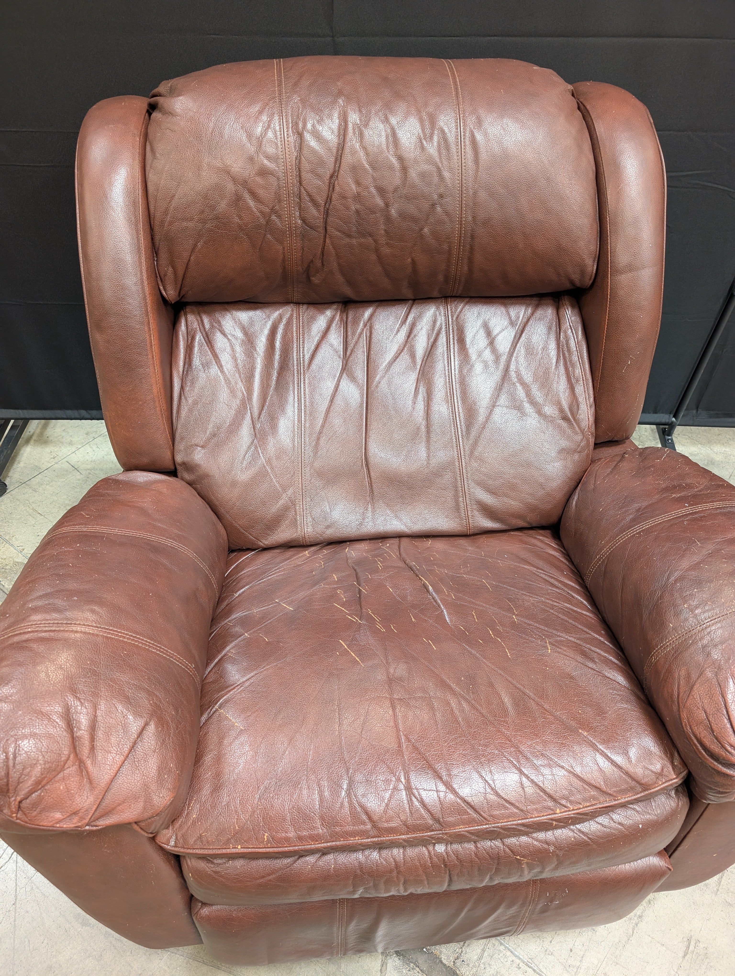Spacious Dark Brown Leather Recliner Chair