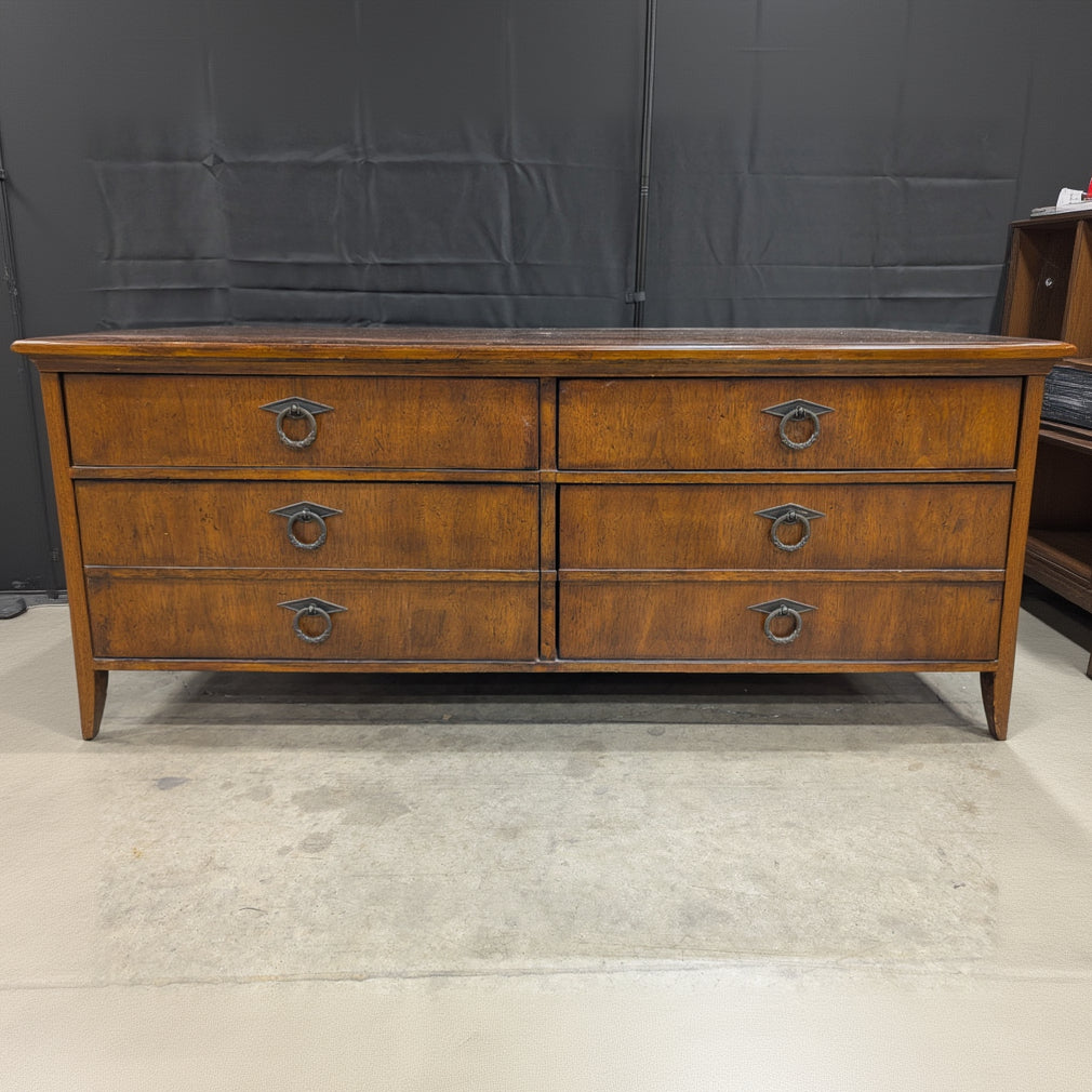 Traditional Hardwood Coffee Table with eight Storage Drawers